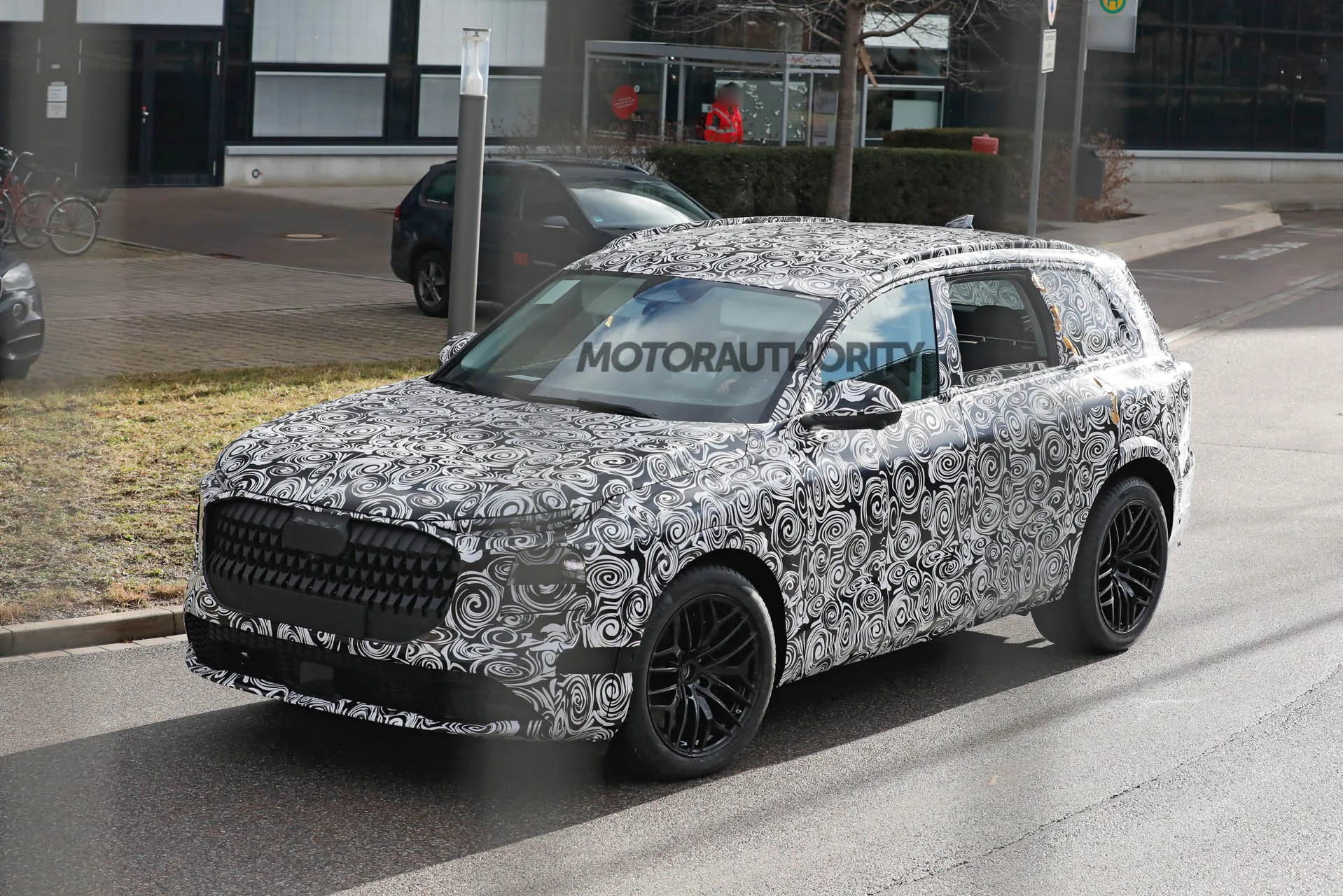 2026-audi-sq9-spied-for-first-time