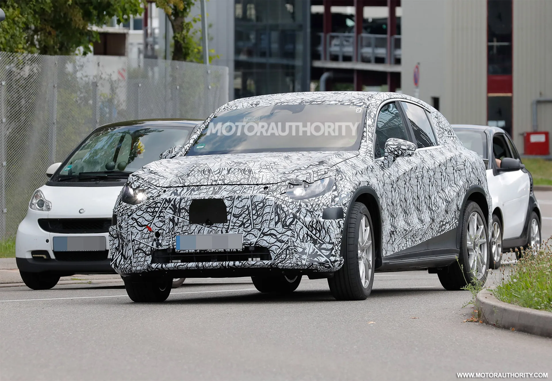 2026 Mercedes-Benz GLC-Class EV spy shots - Photo credit: Baldauf