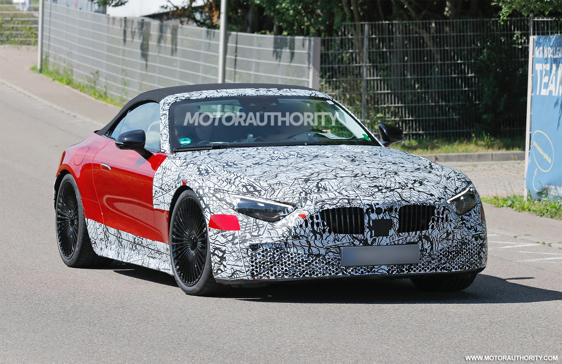 2026 Mercedes-Benz Maybach SL-Class spied for first time 2026 Mercedes-Benz Maybach SL-Class spied for first time