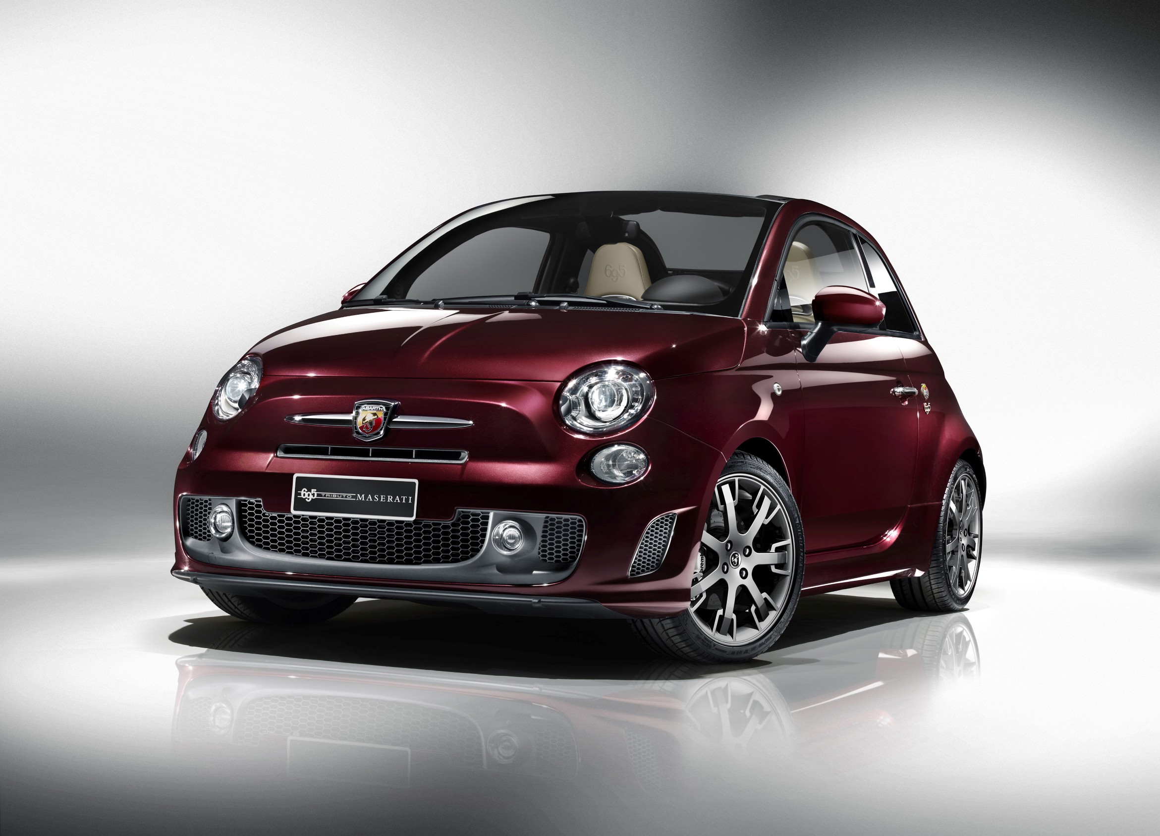 Abarth 695 Tributo Maserati: 2012 Geneva Motor Show Preview