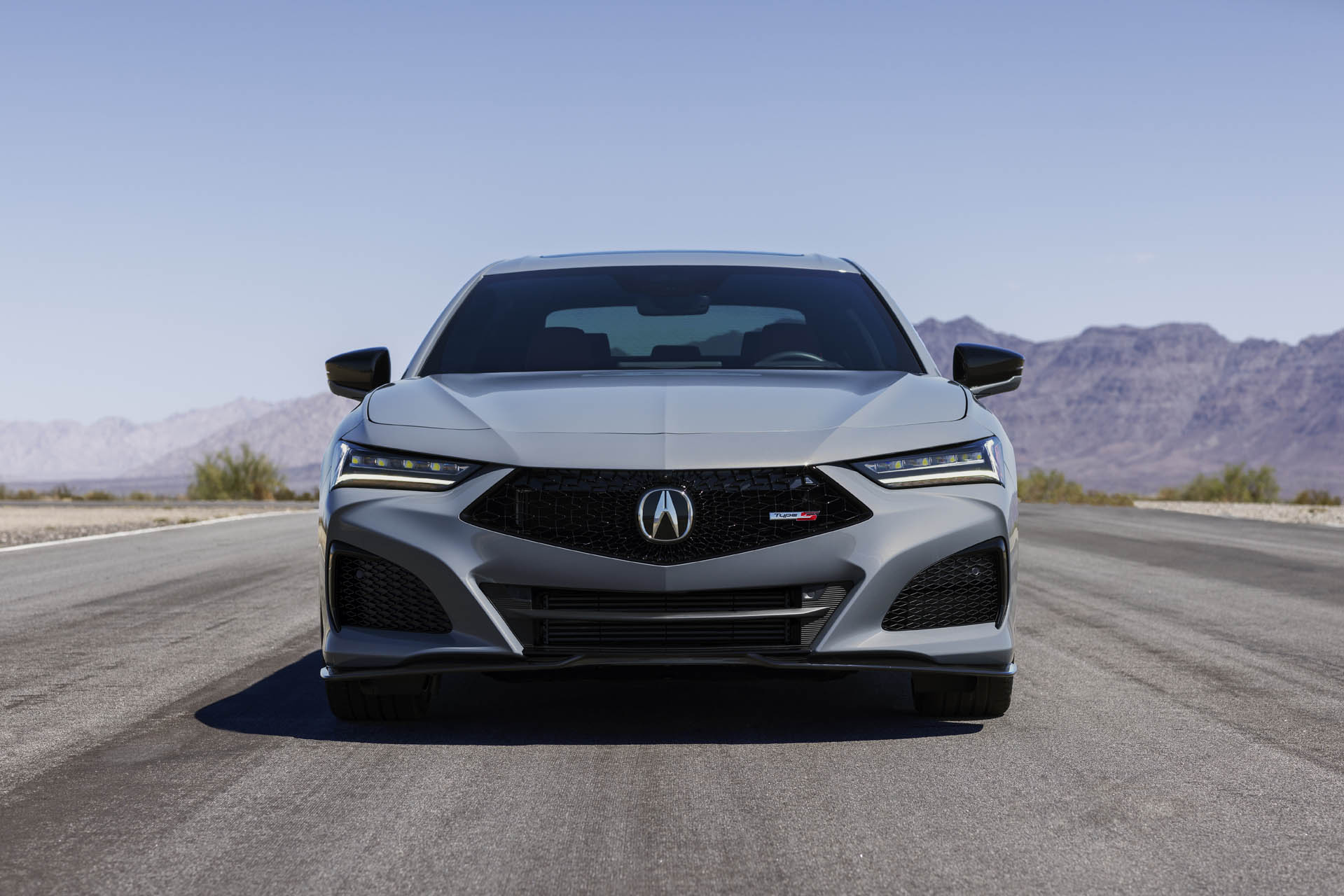 2024 Acura TLX revealed with bigger screens