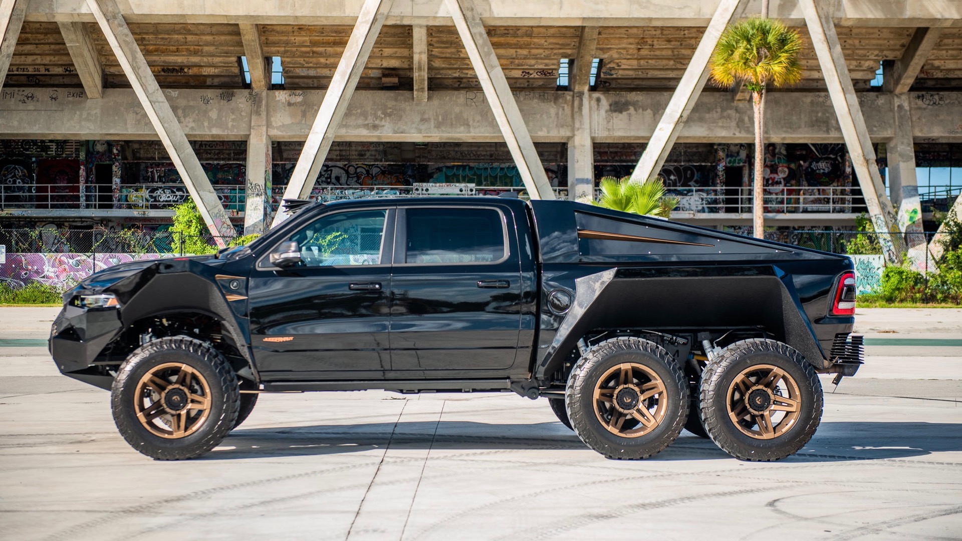 Apocalypse Juggernaut 6x6 Turns The Ram 1500 Trx Into An 850 Hp 297999 Monster