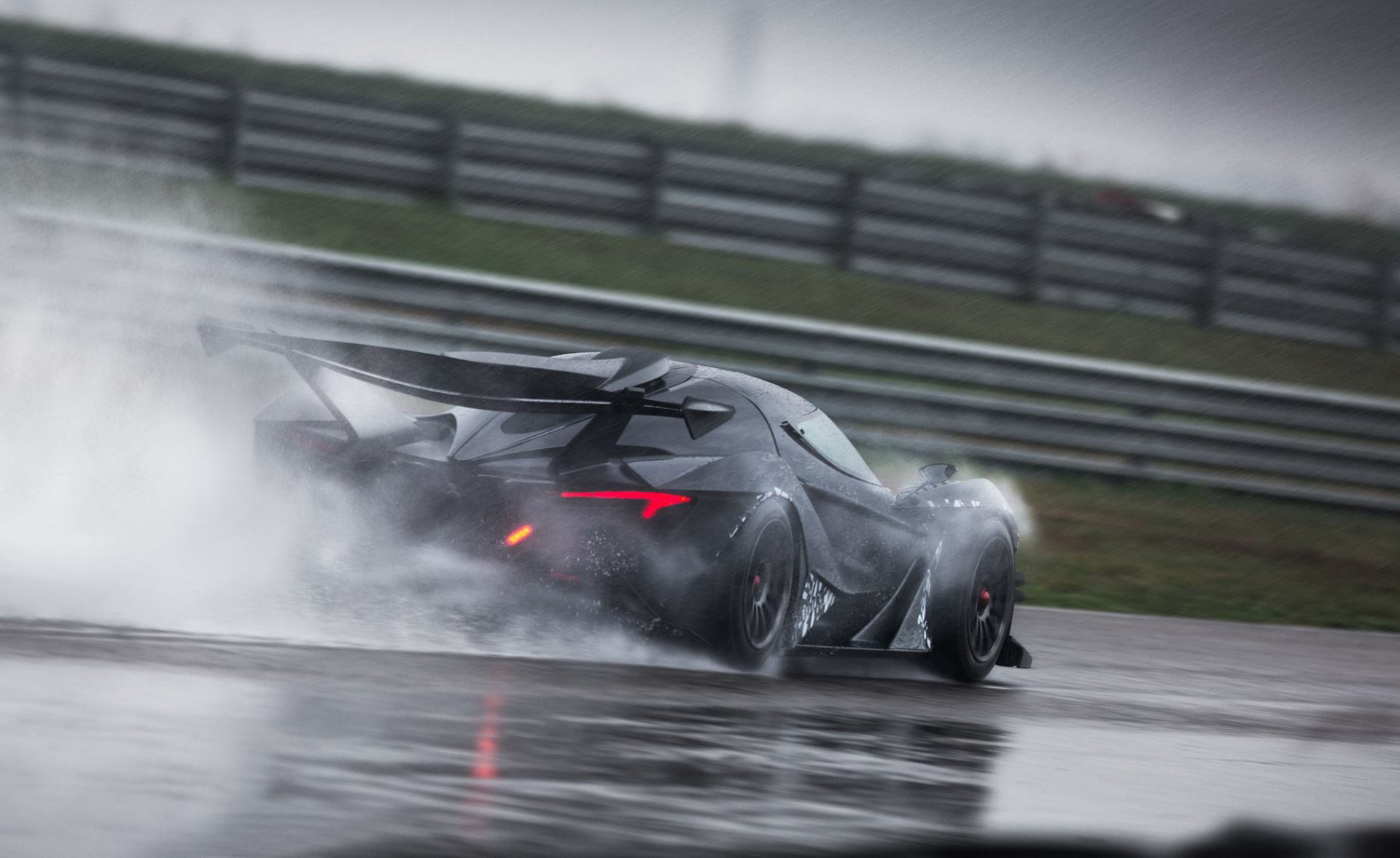 Apollo says hypercars too capable, too diluted
