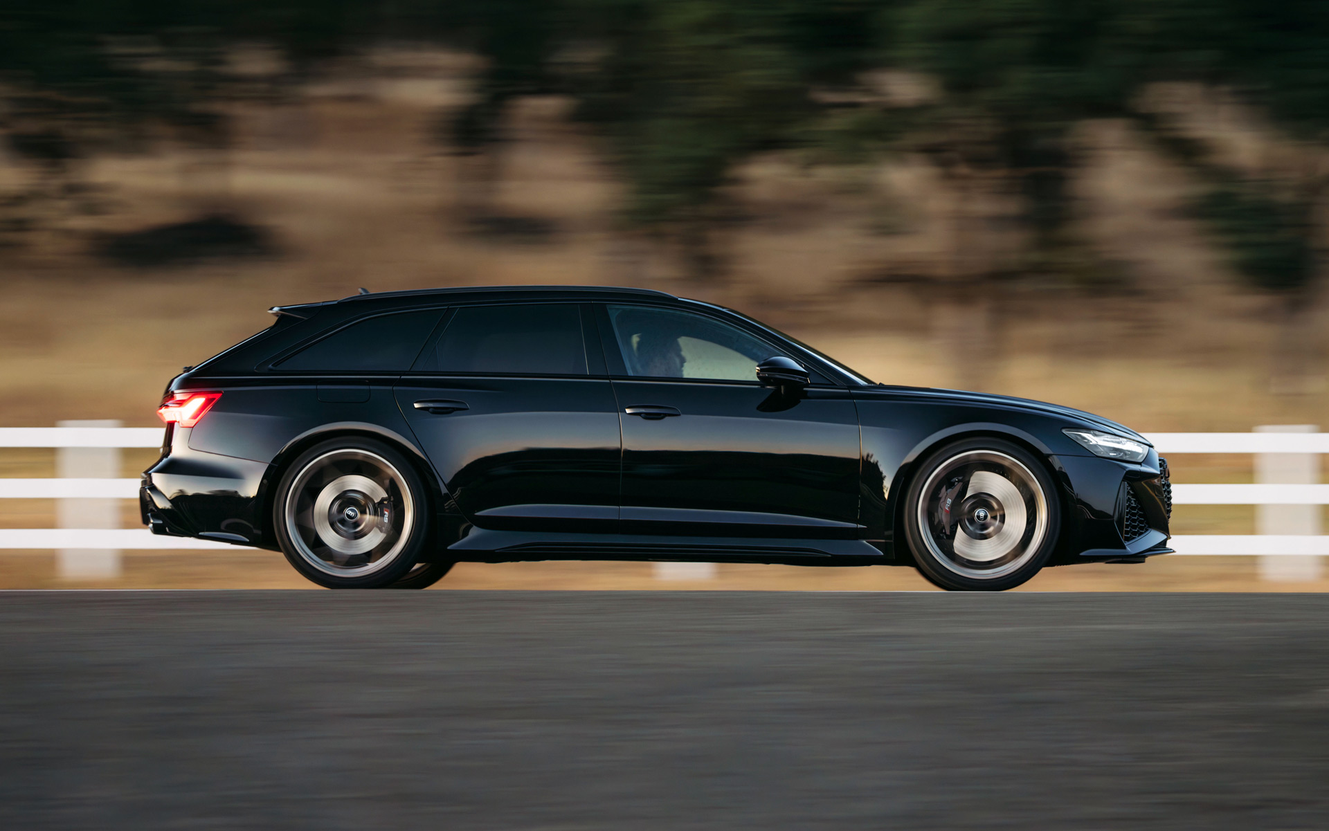 2024 Audi RS 6 Avant Performance