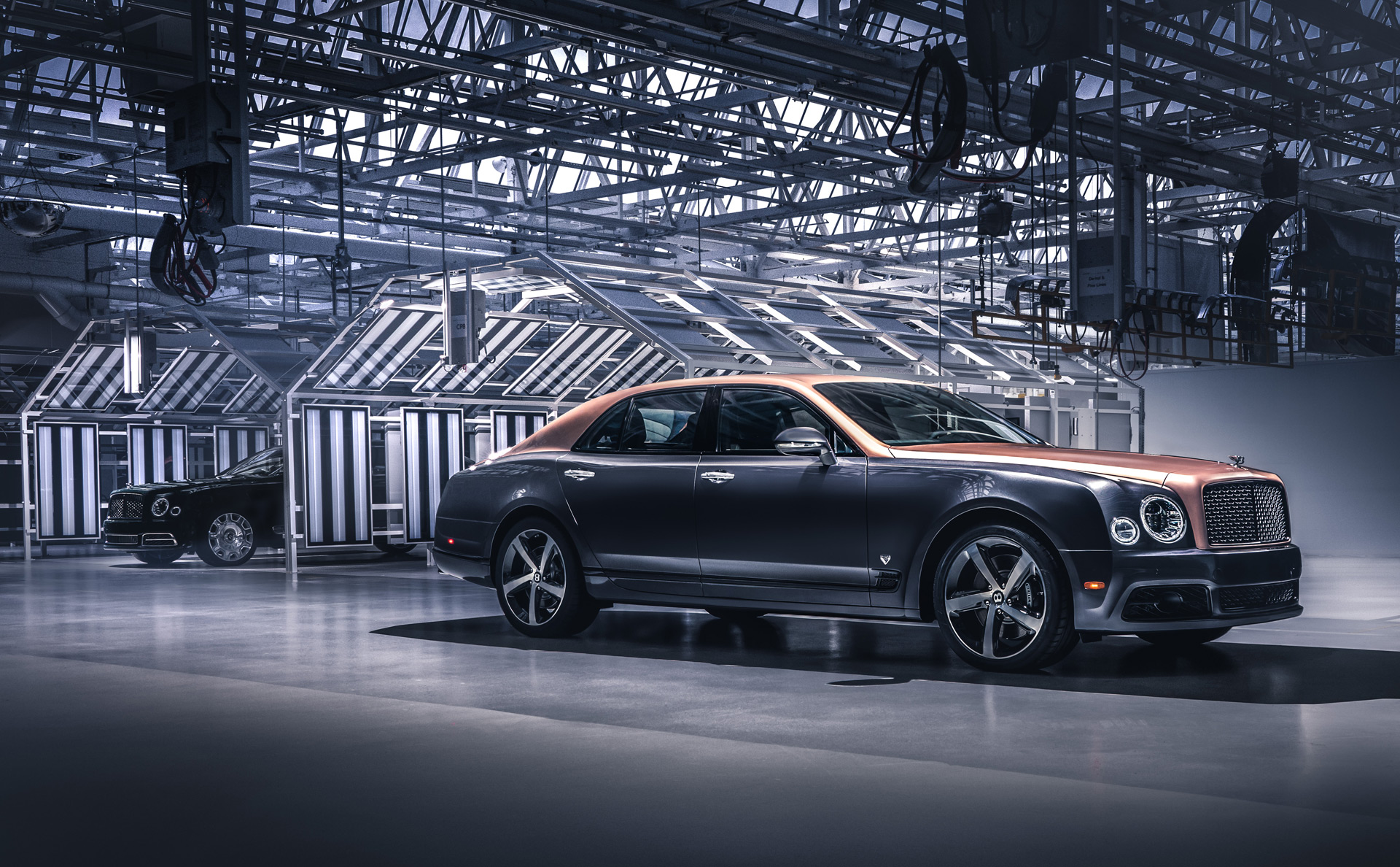 bentley-mulsanne-production-comes-to-an-end--june-2020_100750052_h.jpg