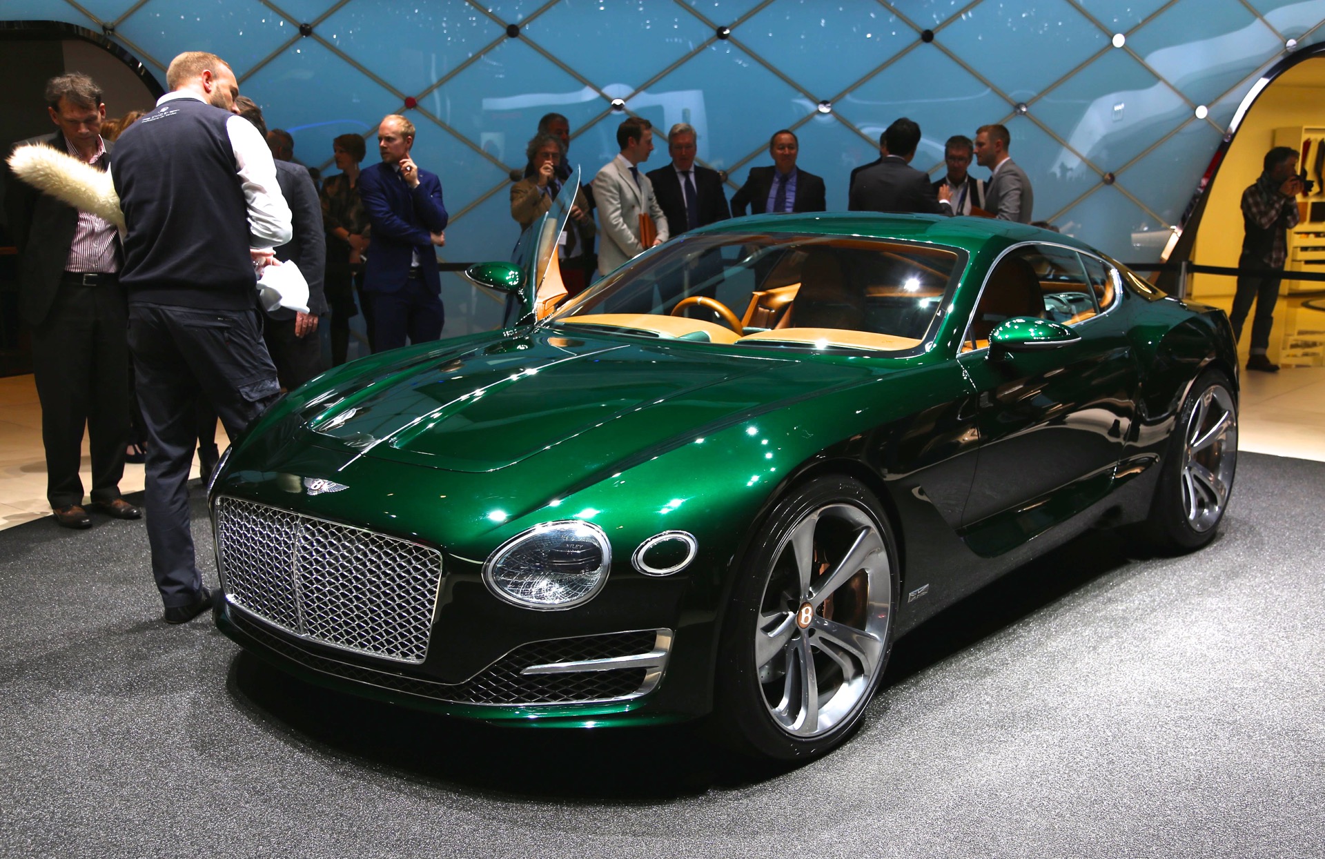 Bentley To Add Both A Sports Car And Coupe Like Suv To Lineup