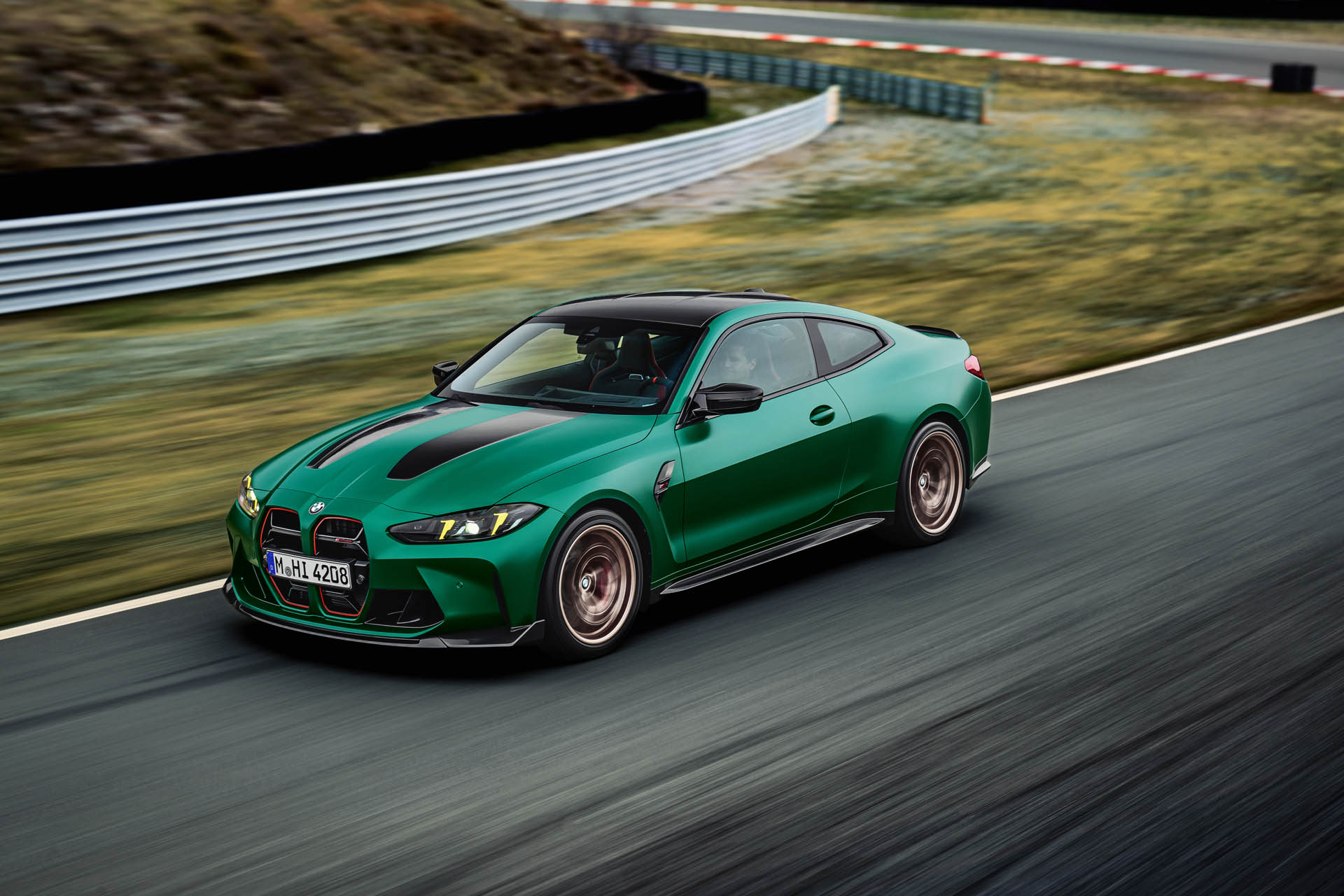2025 BMW M4 CS, Bentley V-8 hybrid: Today’s Car News 2025 BMW M4 CS, Bentley V-8 hybrid: Today’s Car News