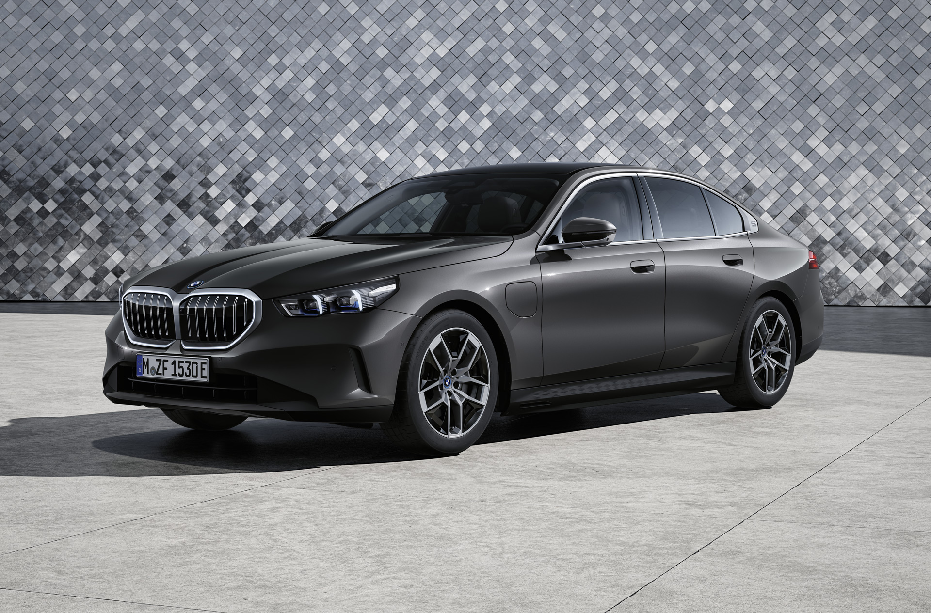BMW adds 550e xDrive to 2024 5-Series lineup Auto Recent