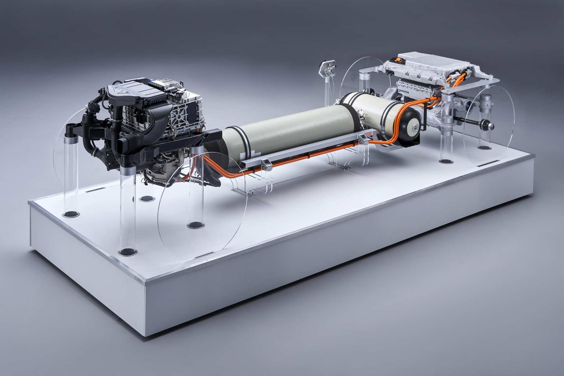 BMW hydrogen-electric powertrain entering production in 2022