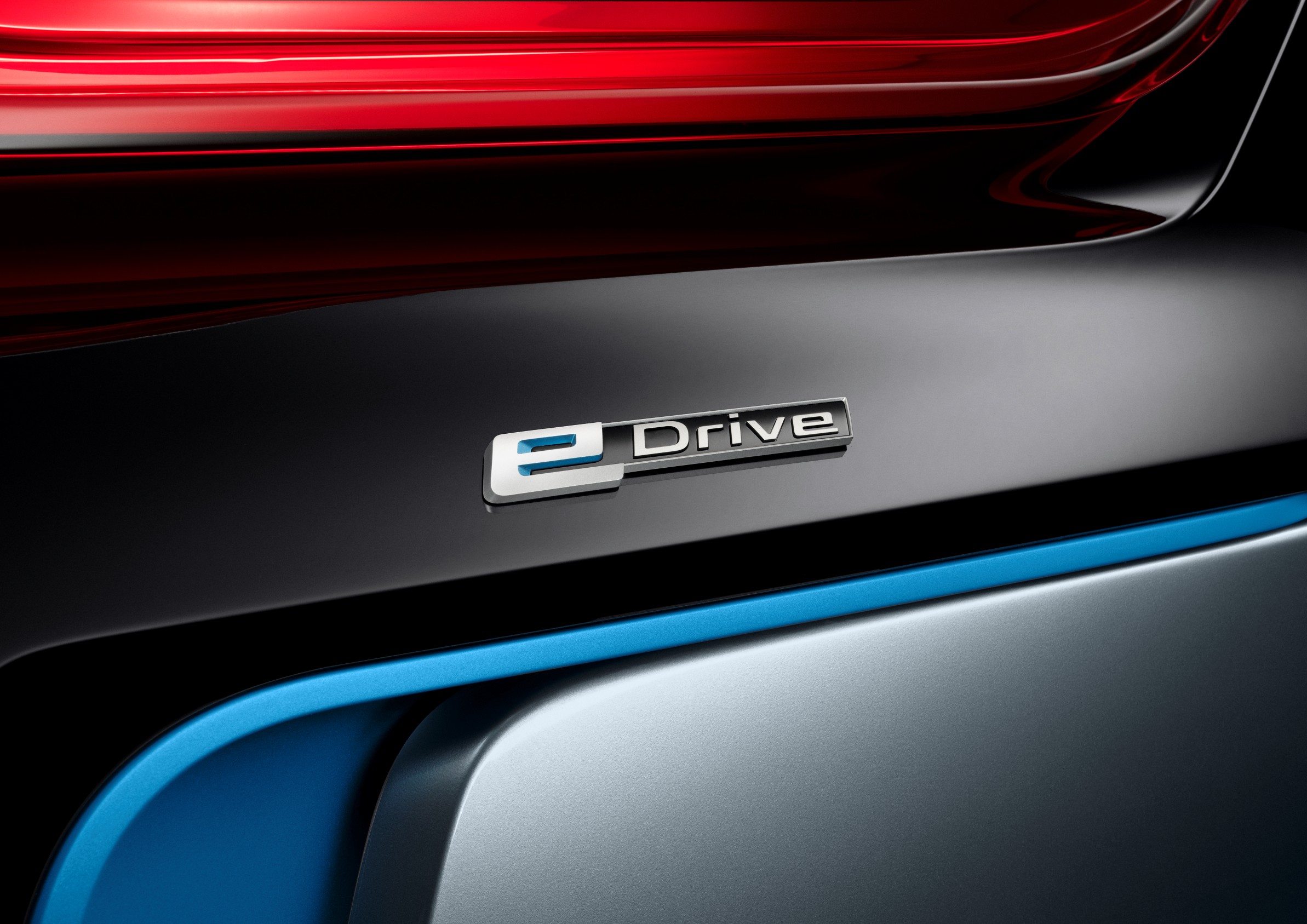 BMW i Makes Way For eDrive; i8 Concept Spyder Debuts