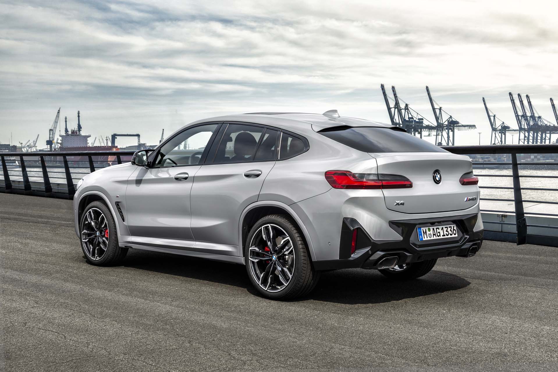 Preview: 2022 BMW X4 keeps sexy looks, adds tech