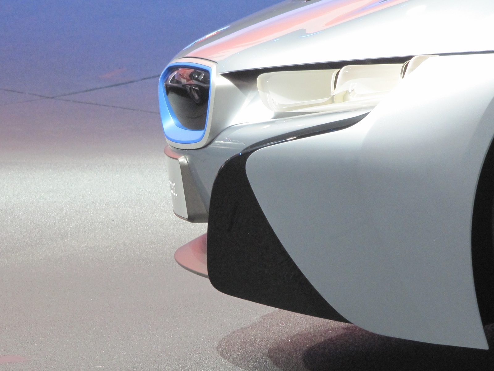 Move Aside LED Lighting Tech, BMW Is Firing Up The Lasers