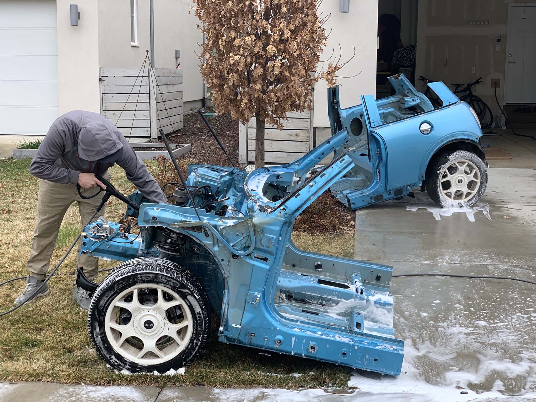 Junkyard Mini Cooper gets second life as racing simulator