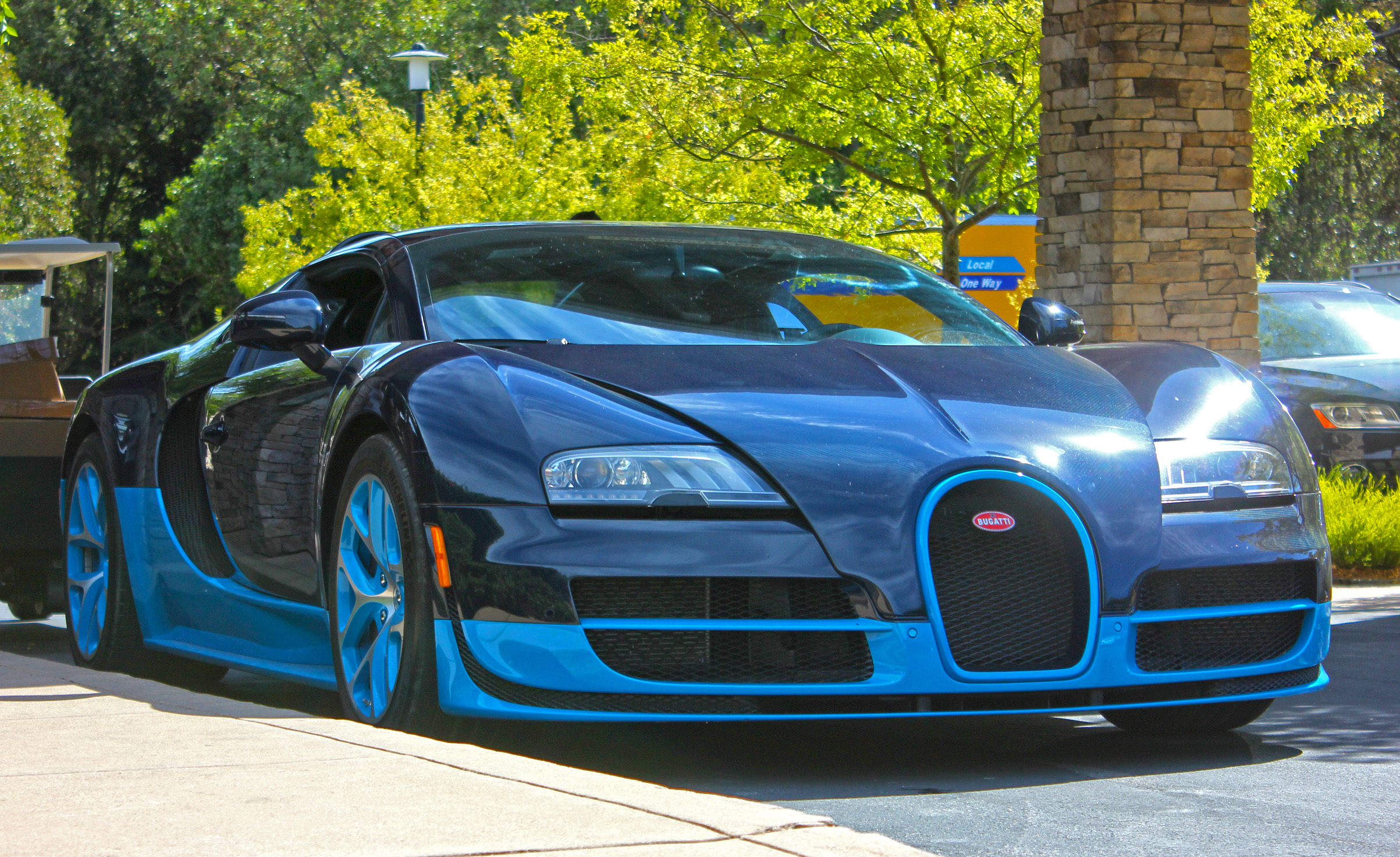 Bugatti Veyron Grand Sport Vitesse Final Drive Bugatti Veyron Grand Sport Vitesse Final Drive