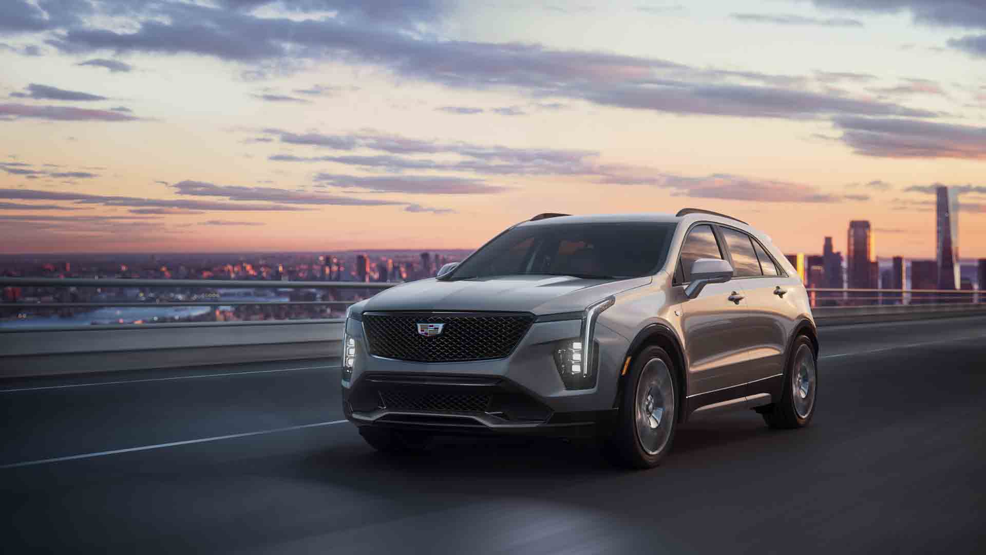 2024 Cadillac XT4 channels Lyriq with 33-inch curved display screen