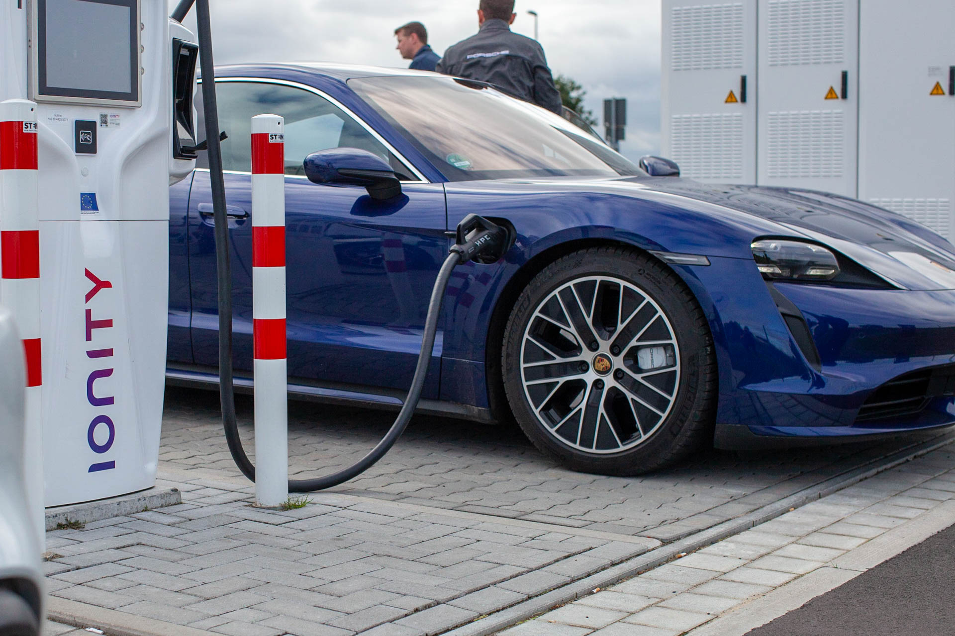 2020 Porsche Taycan Turbo high-speed charging hands-on: next step for EVs