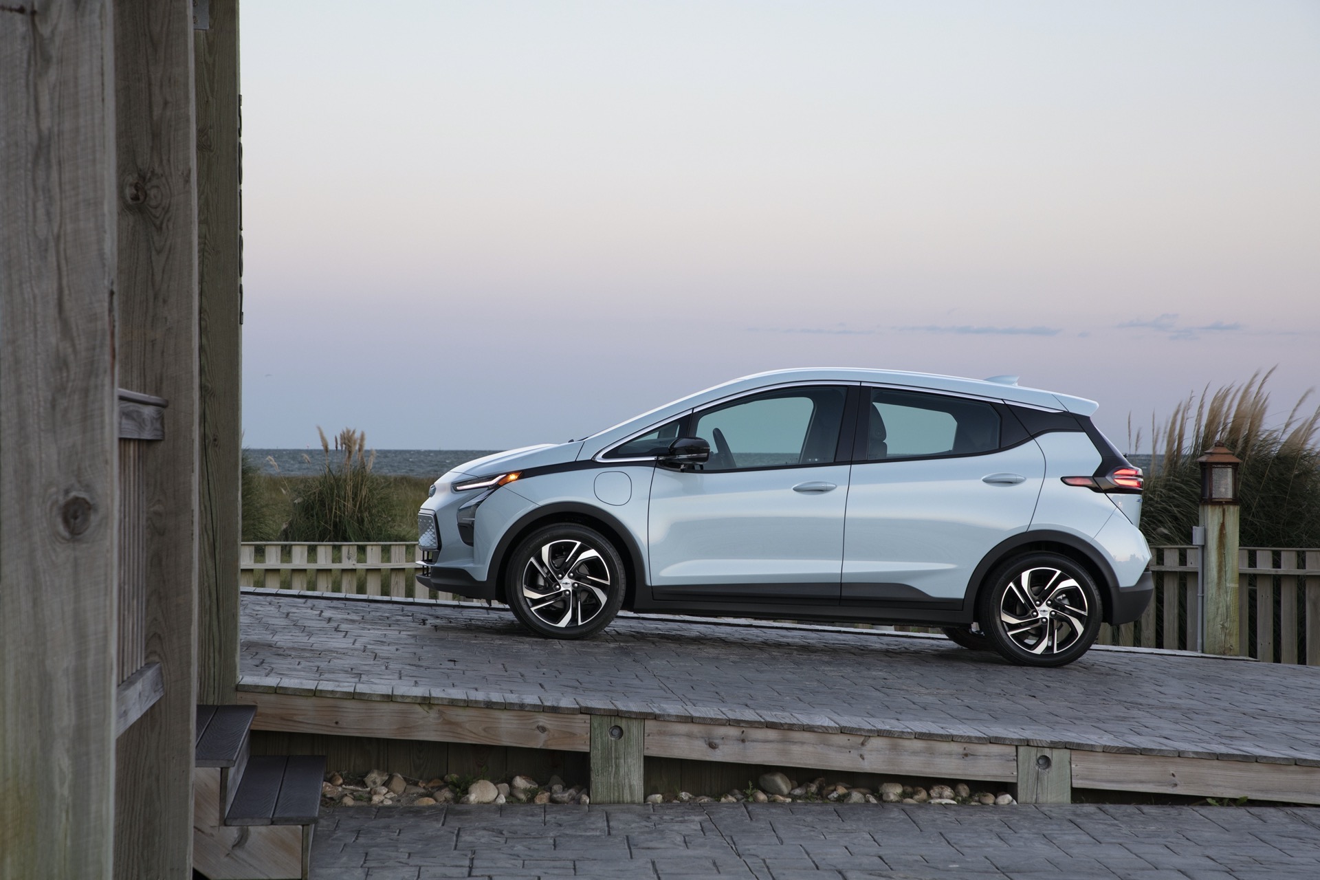 Chevrolet bolt store recalls