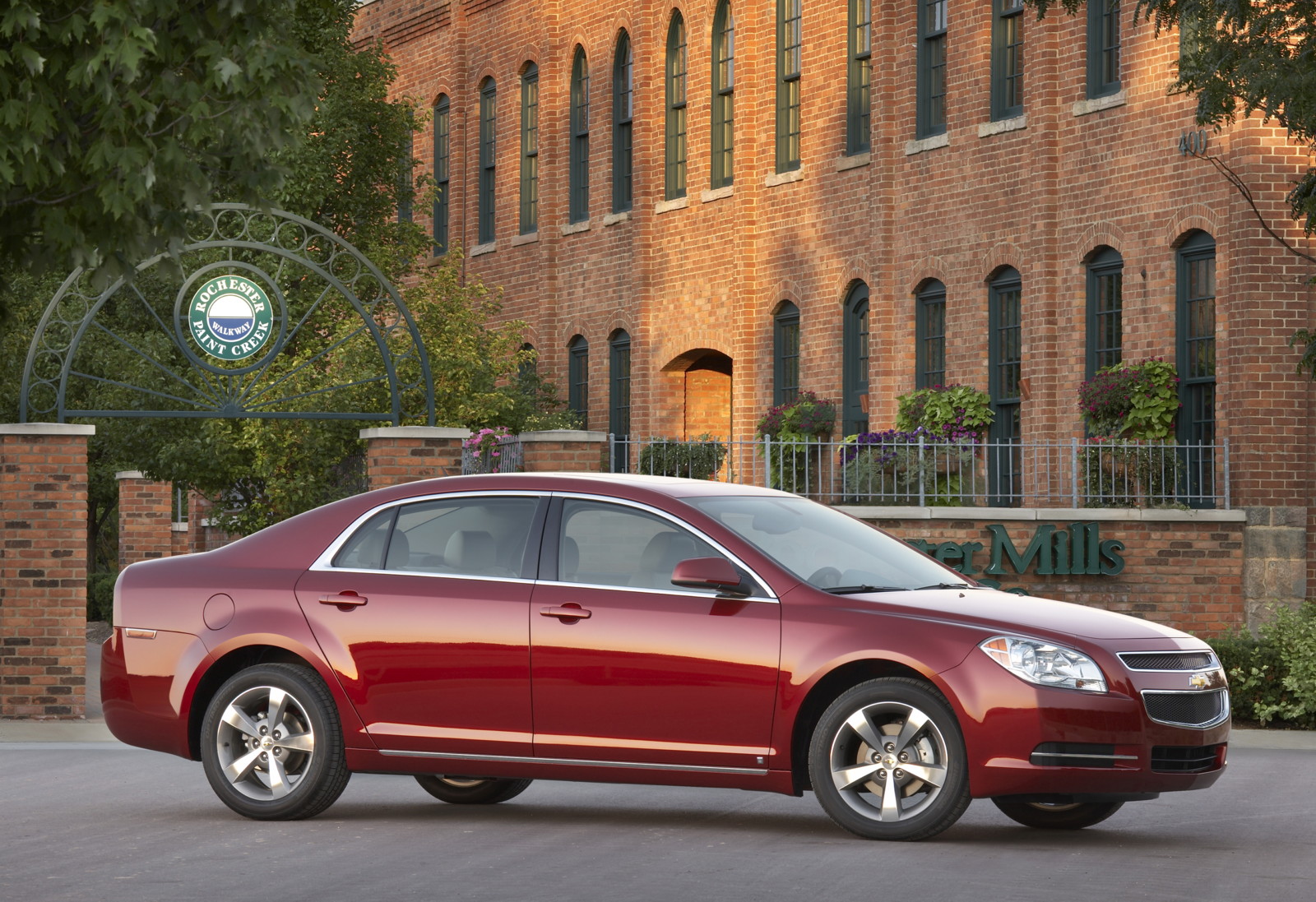 2010 Chevrolet Malibu Chevy Review Ratings Specs Prices