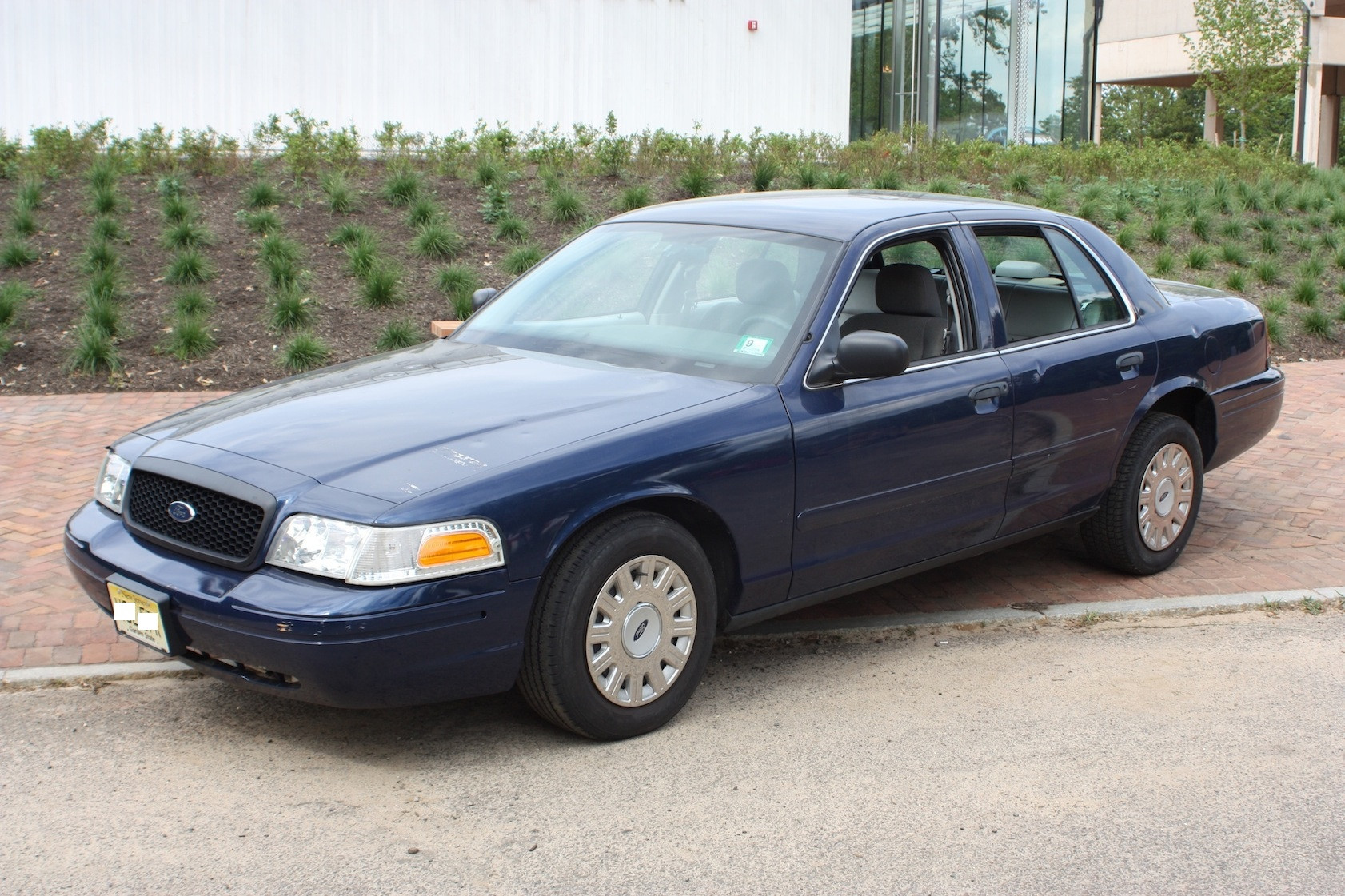 Sleeper Crown Vic Sure To Give Other Motorists Nightmares