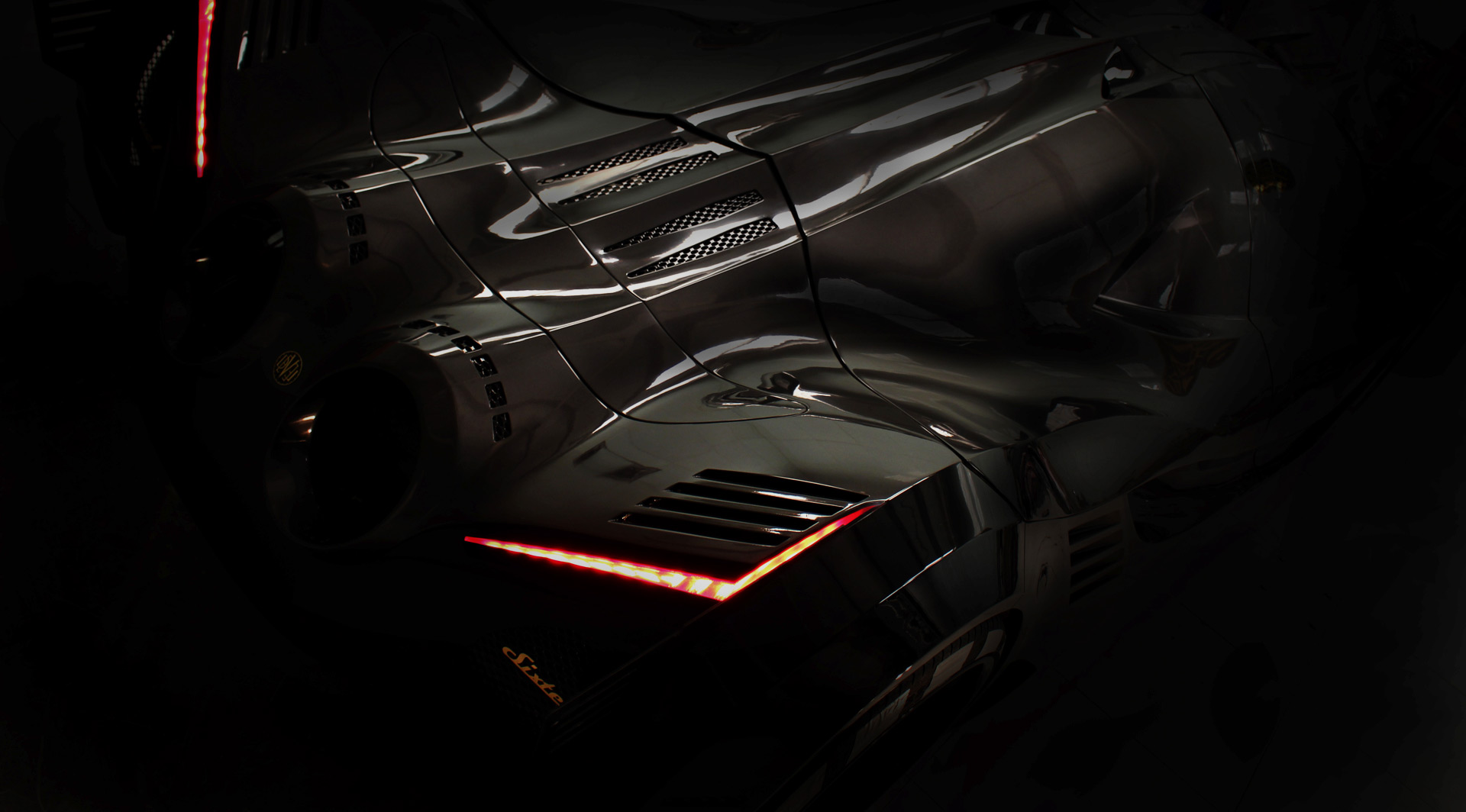 5,000-horsepower Devel Sixteen debuts in production trim