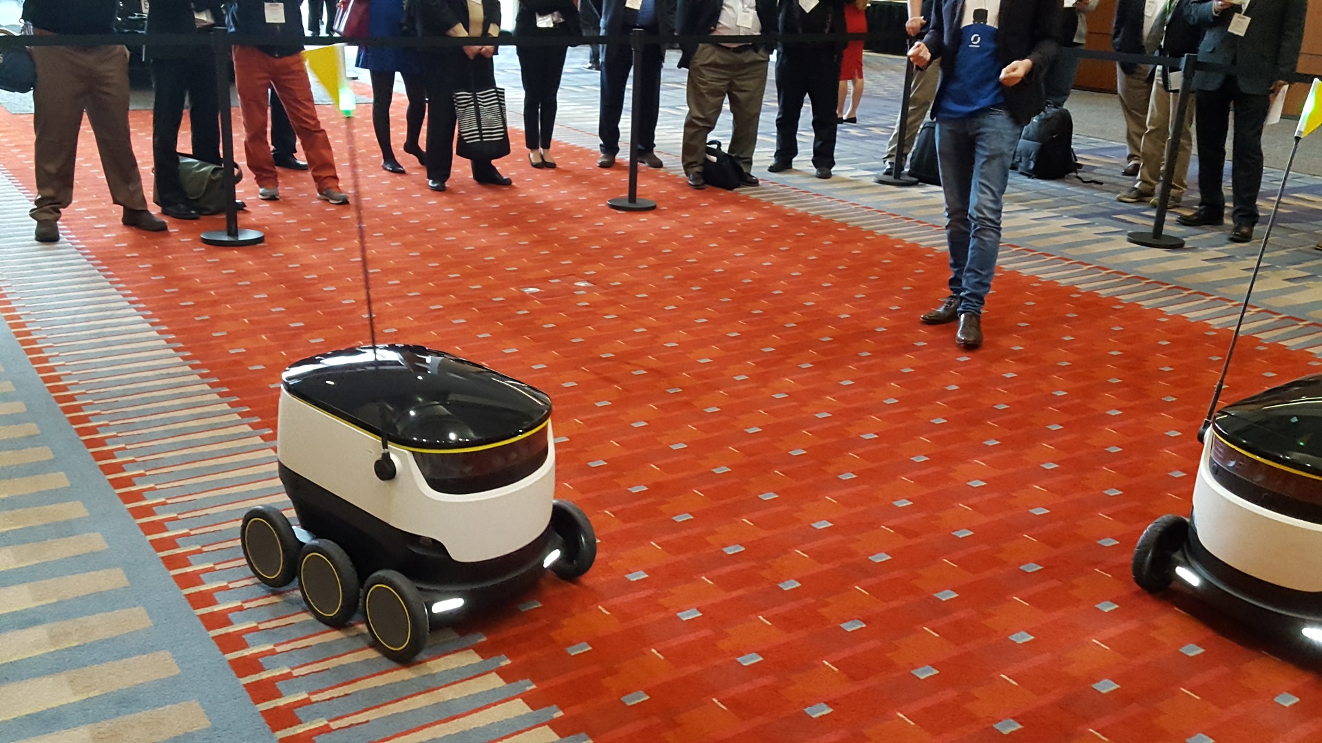 Starship electric sidewalkdelivery robot a hit at DC Auto Show