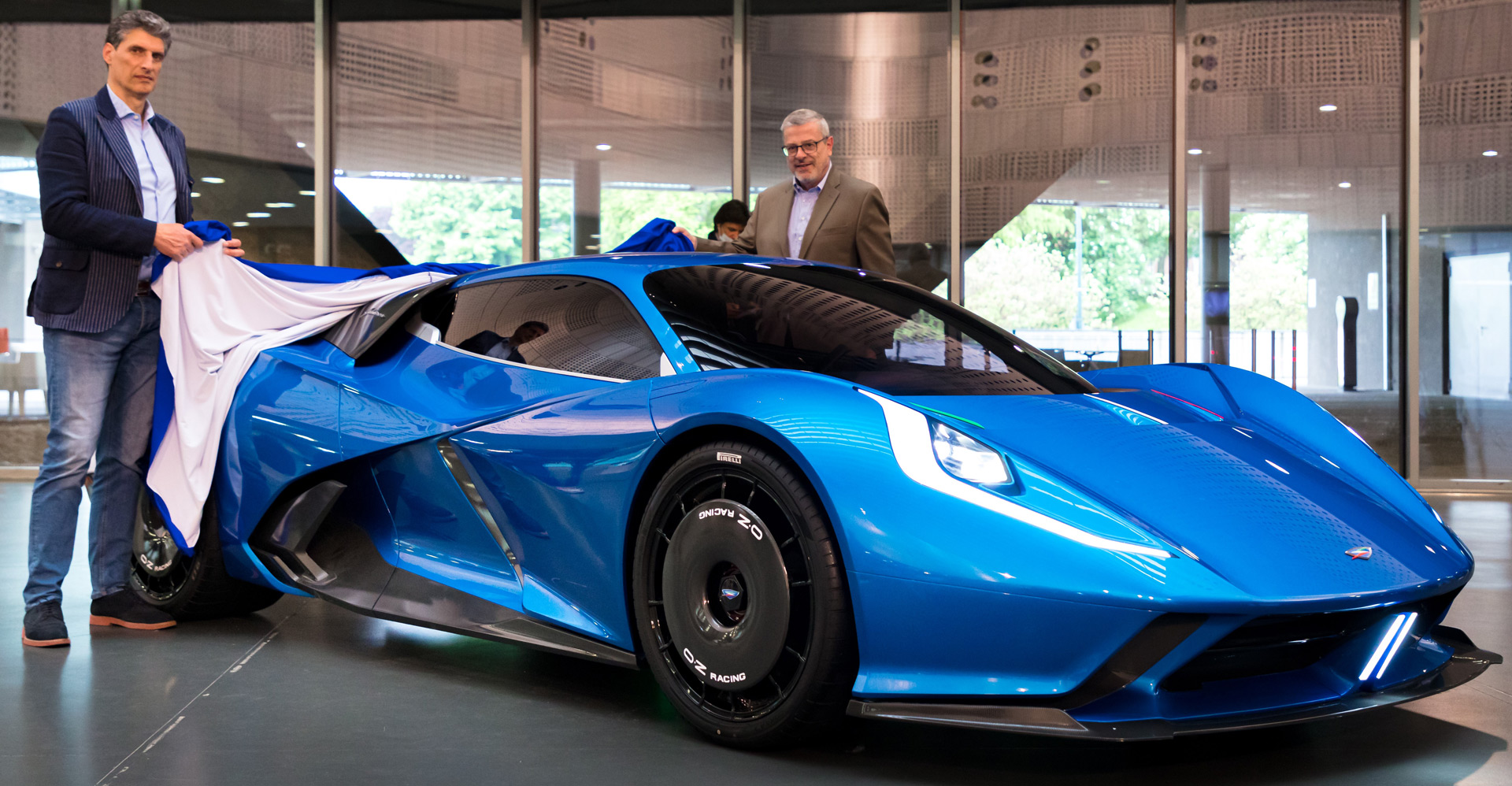 L’azienda italiana Estrema ha promesso un’auto super elettrica con 2.040 CV