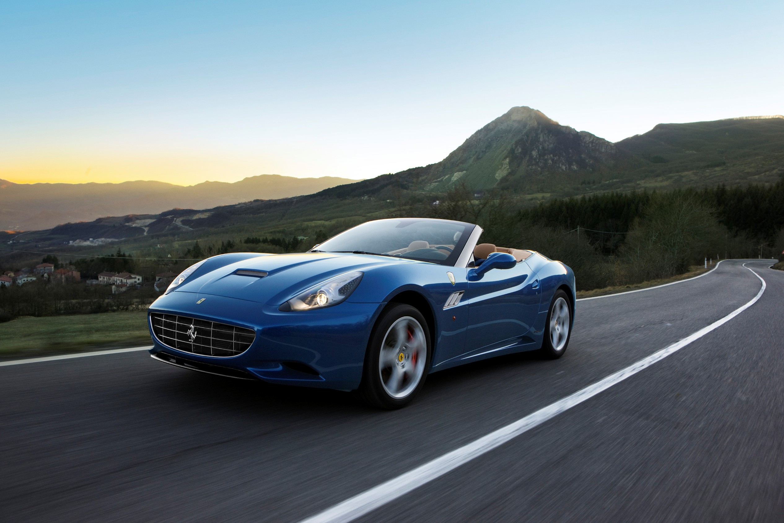 2013 Ferrari California, Handling Speciale Package Coming To Geneva