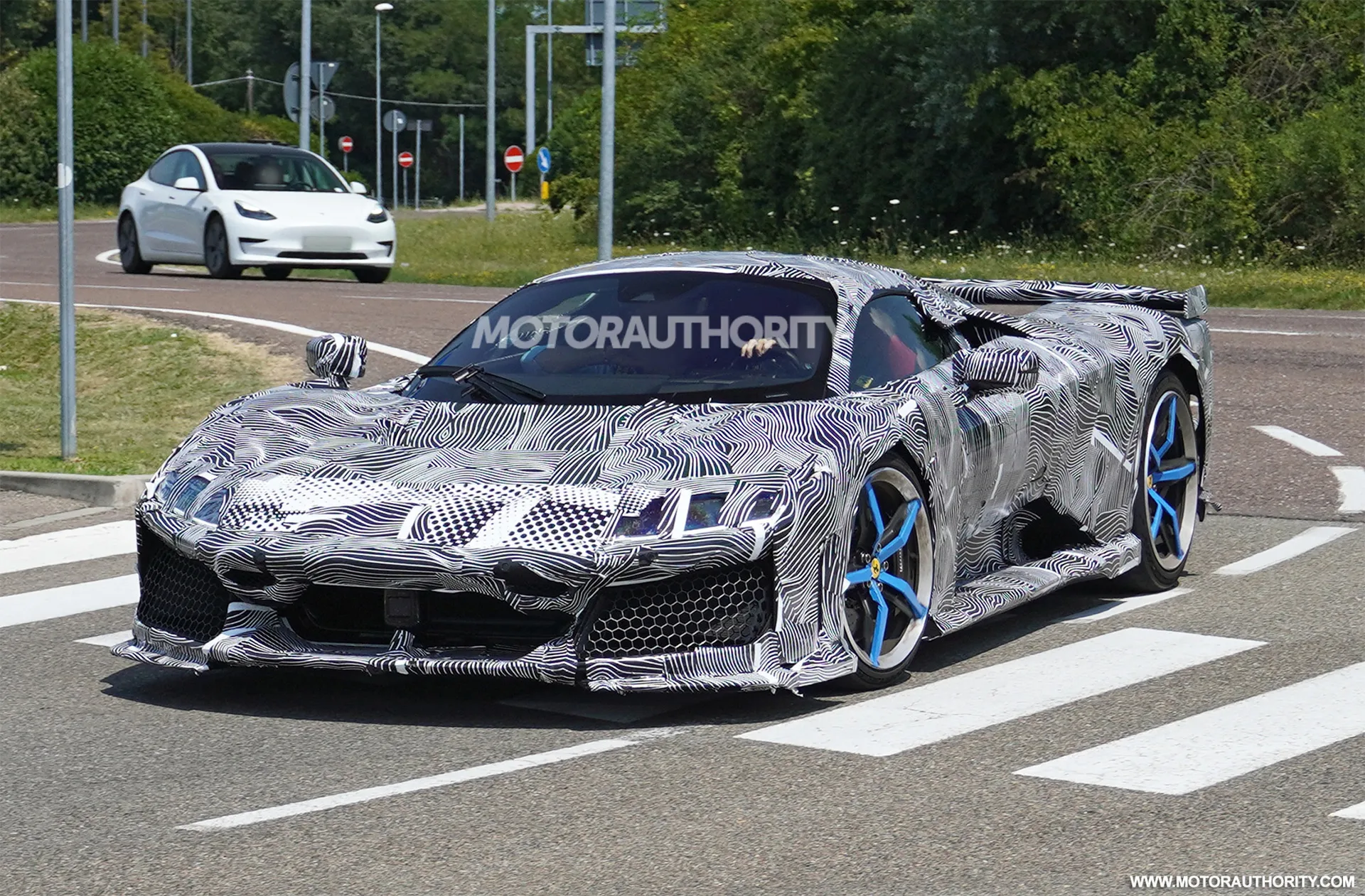 Ferrari LaFerrari successor (F250) spy shots - Photo via Baldauf