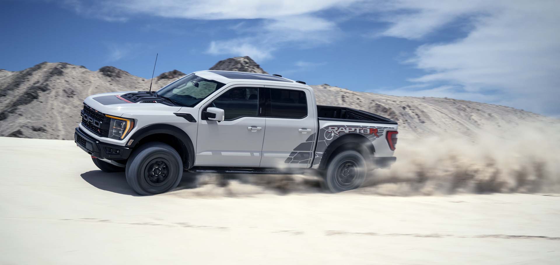 2023 Ford F-150 Raptor R roars with 700 hp for $109,145 Auto Recent