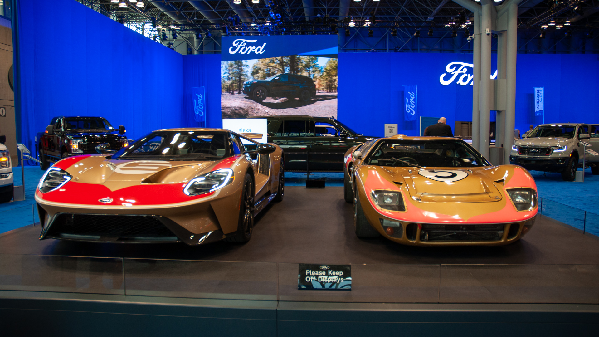 2022 Ford GT HolmanMoody Heritage Edition revealed at New York auto show
