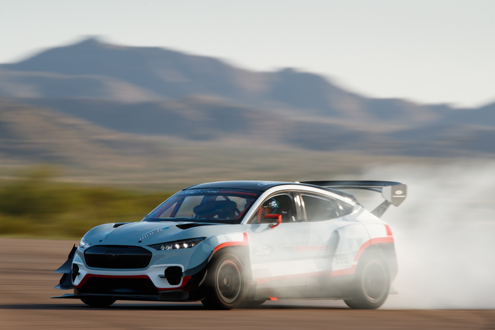 Ford Is Taking A Seven Motor 1 400 Hp Mustang Mach E To Nascar