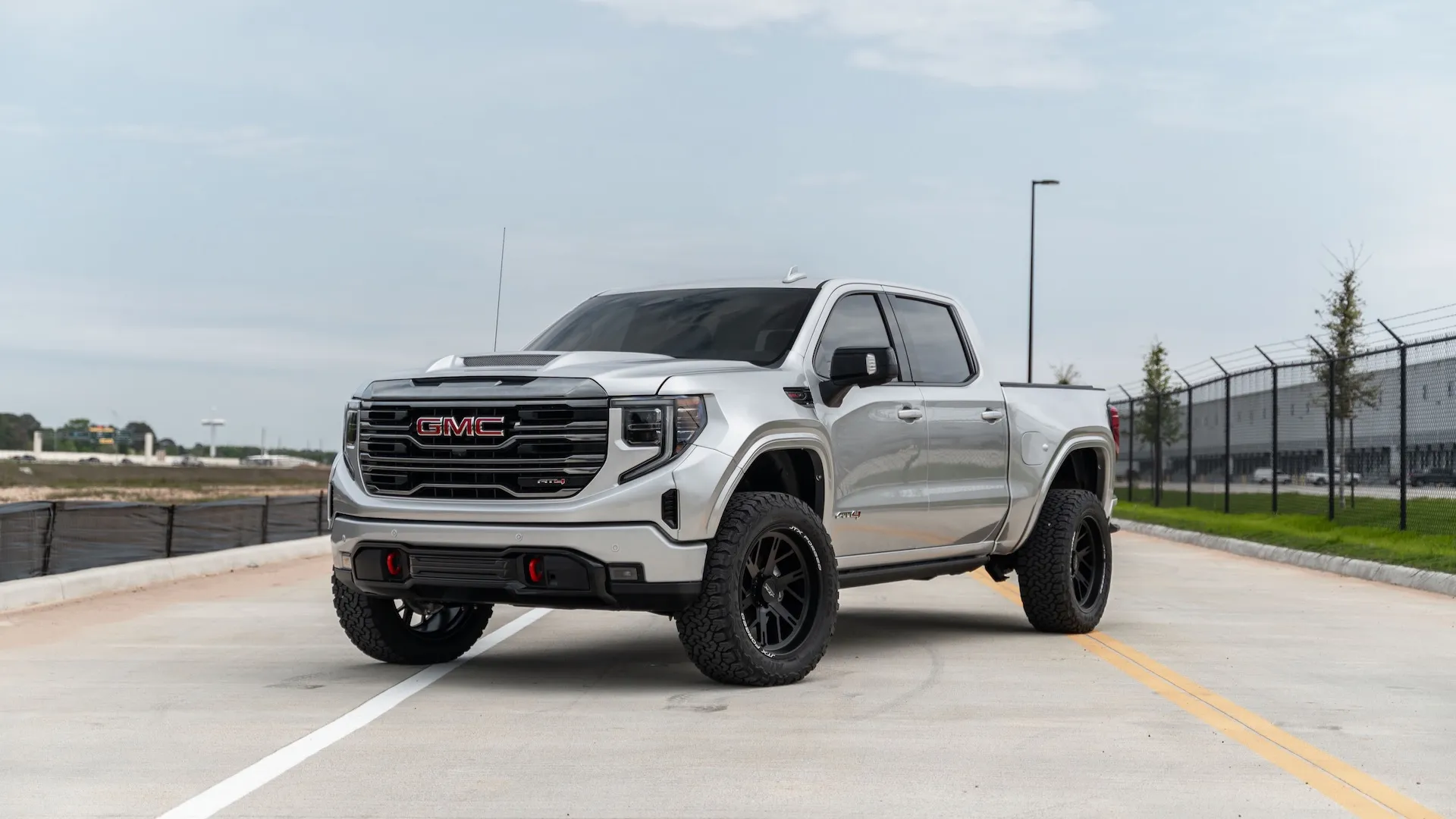 GMC Sierra 1500 gets the PaxPower Jackal treatment with up to 650 hp