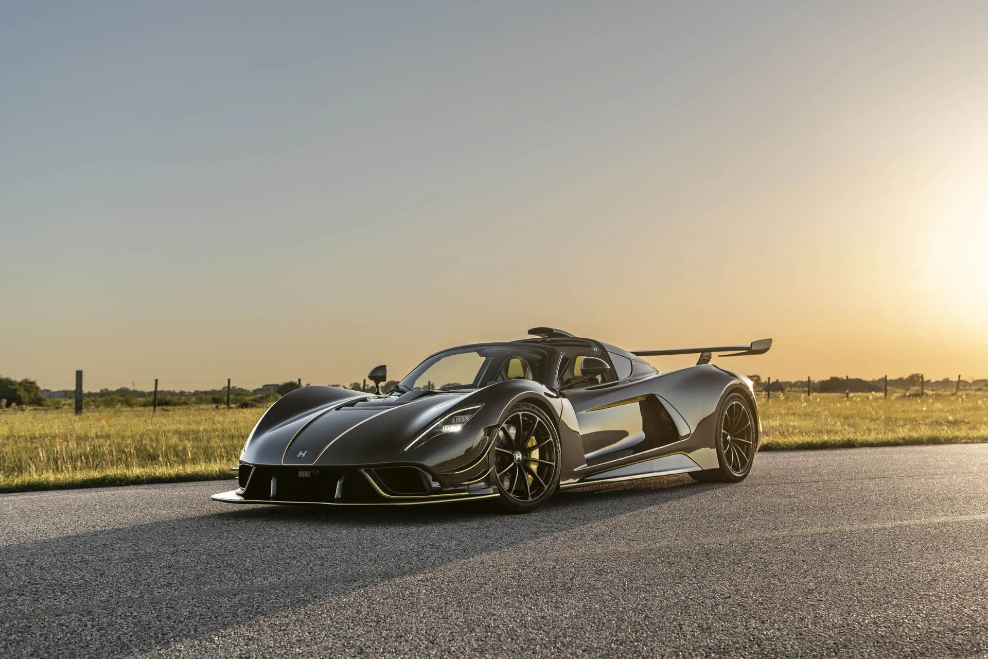 Hennessey Venom F5 Revolution Roadster revealed, costs $3M