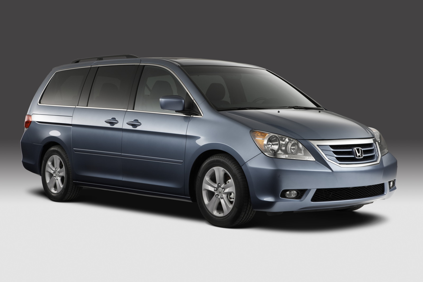 2010 Honda Odyssey Review, Ratings 