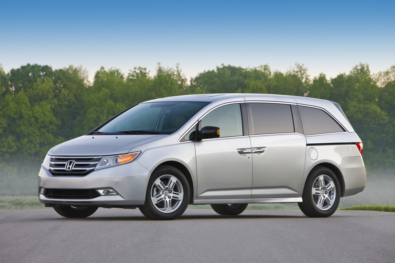 2011 Honda Odyssey Review, Ratings 