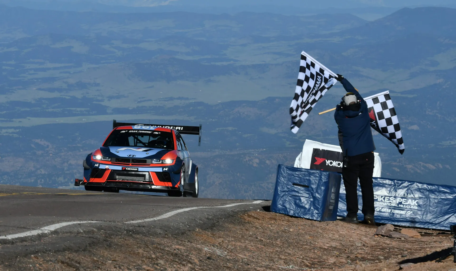 Hyundai Ioniq 5 N sets record at 2024 Pikes Peak Hill Climb Auto Recent