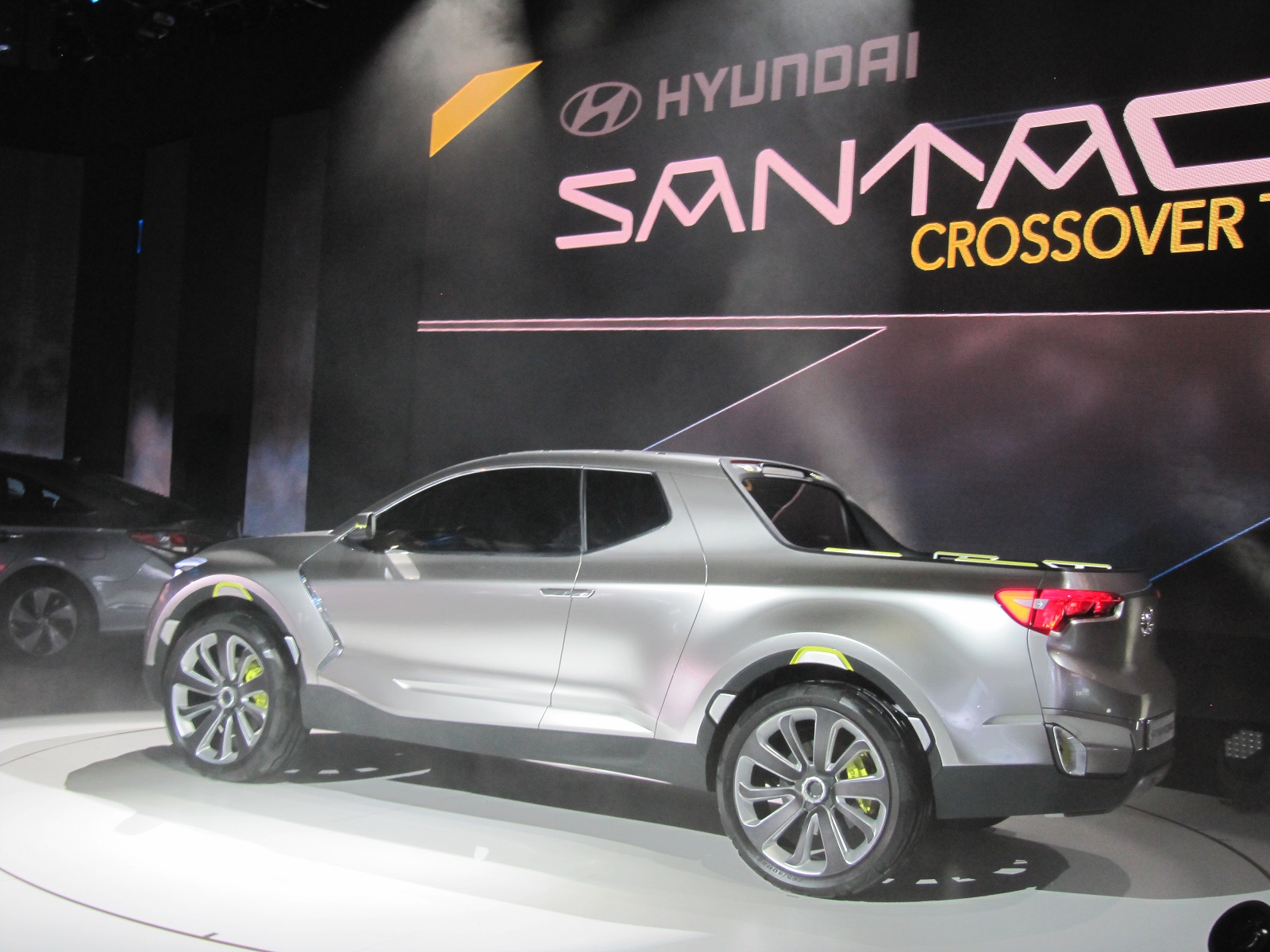  Hyundai  turning to trucks  to pick up  sluggish U S sales