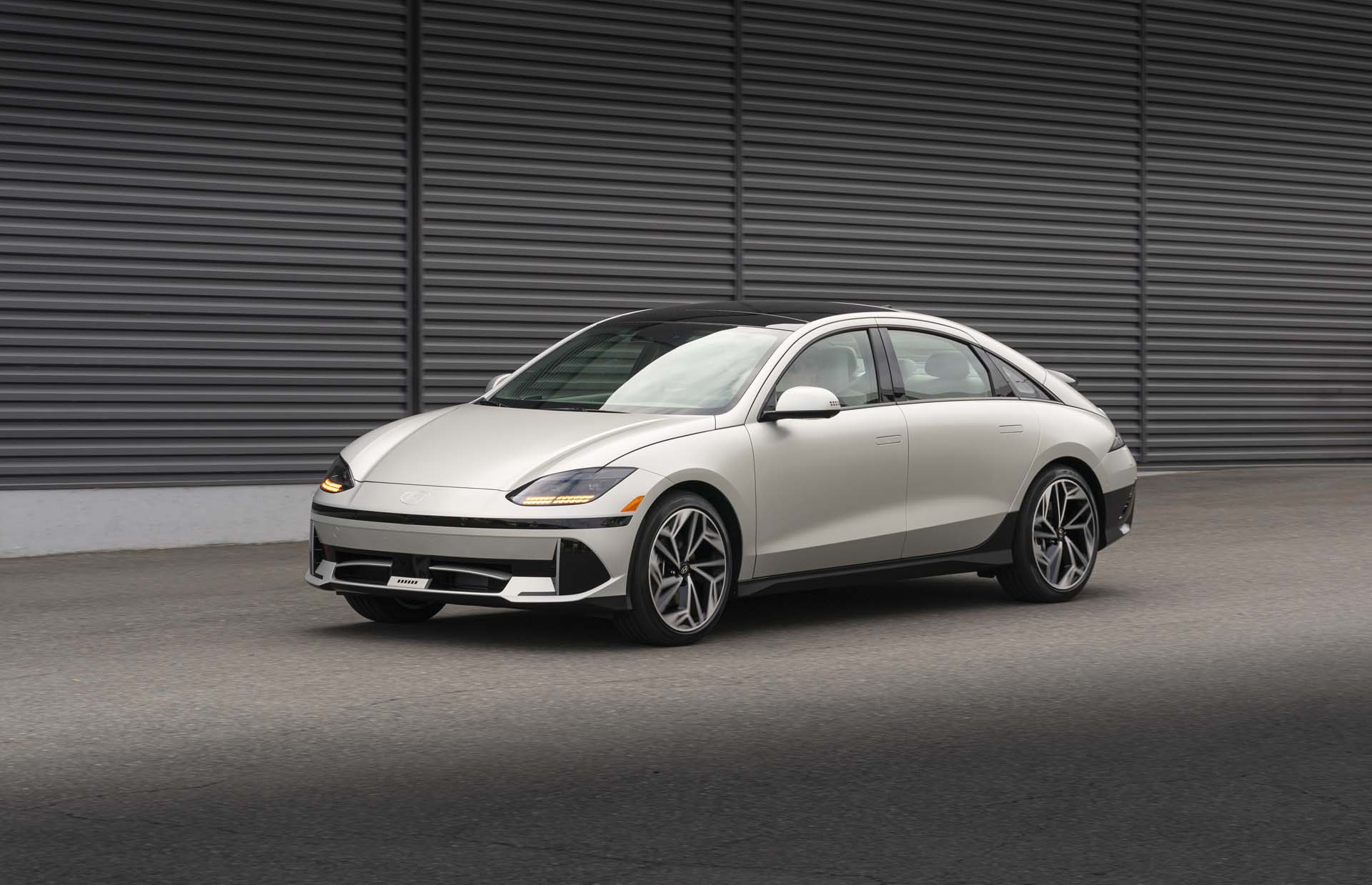 Ioniq 6 range, Mazda PHEV, GM battery flexibility, EV tax credit price caps: The Week in Reverse