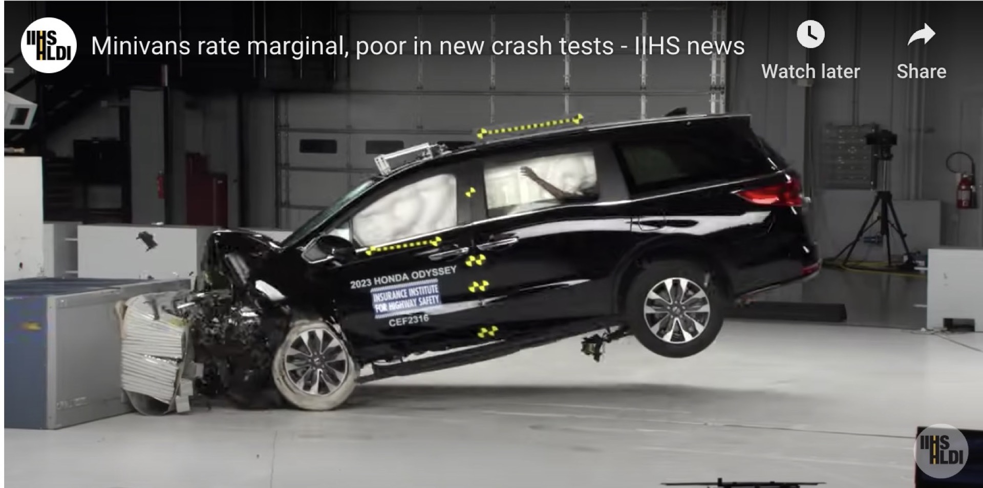 Minivans don’t adequately protect rear-seat passengers: IIHS