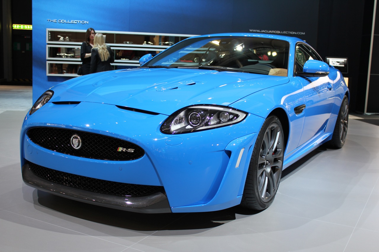 Jaguar XKR S цвета окраса