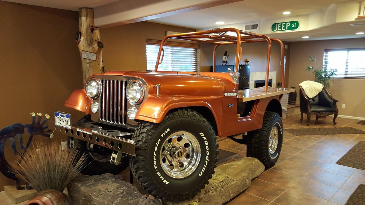 This Jeep CJ-5 "Brew-ser" sets new standard for all home bars