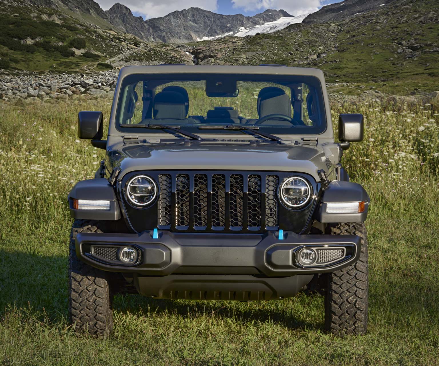 Jeep recalls 2022-2023 Wrangler 4xe PHEV over battery fuse