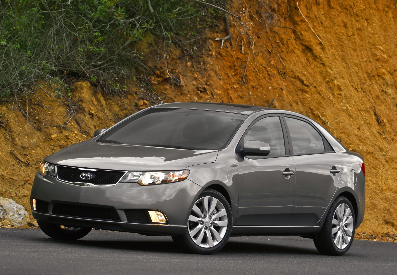 2010 Kia Forte Review, Ratings, Specs, Prices, and Photos - The Car