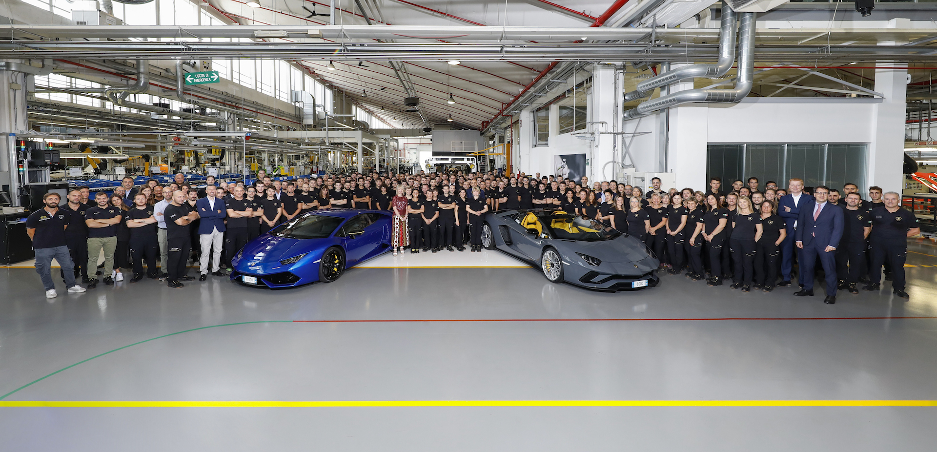 Lamborghini Builds 8000th Aventador 11000th Huracn
