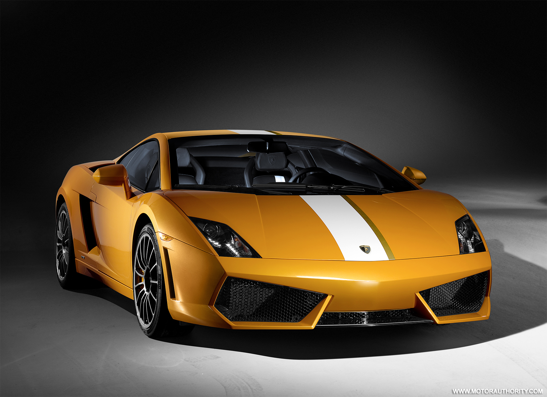 Lamborghini unveils RWD Gallardo LP 550-2 Valentino Balboni