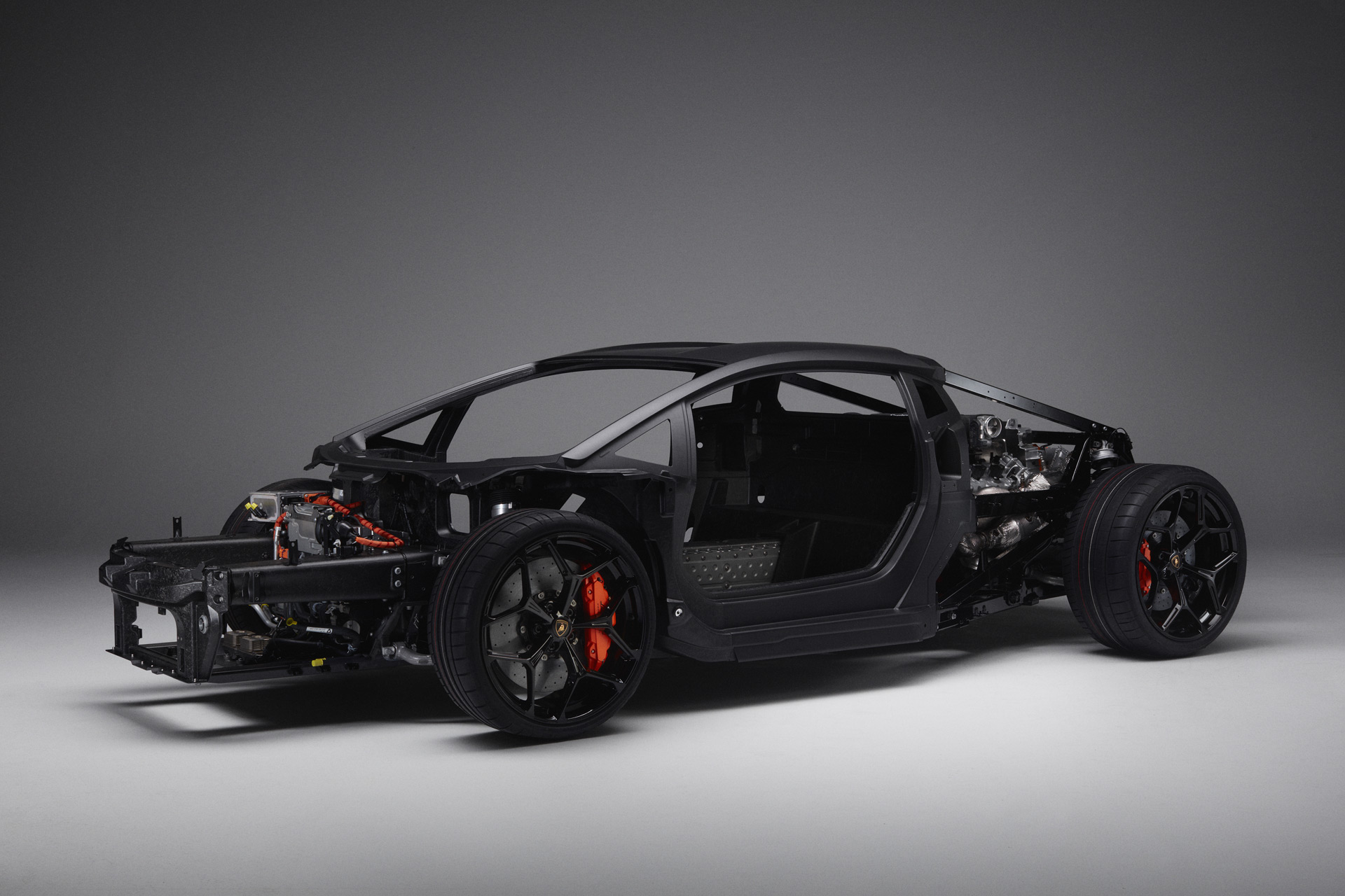Lamborghini shows Aventador successor's carbon-fiber chassis