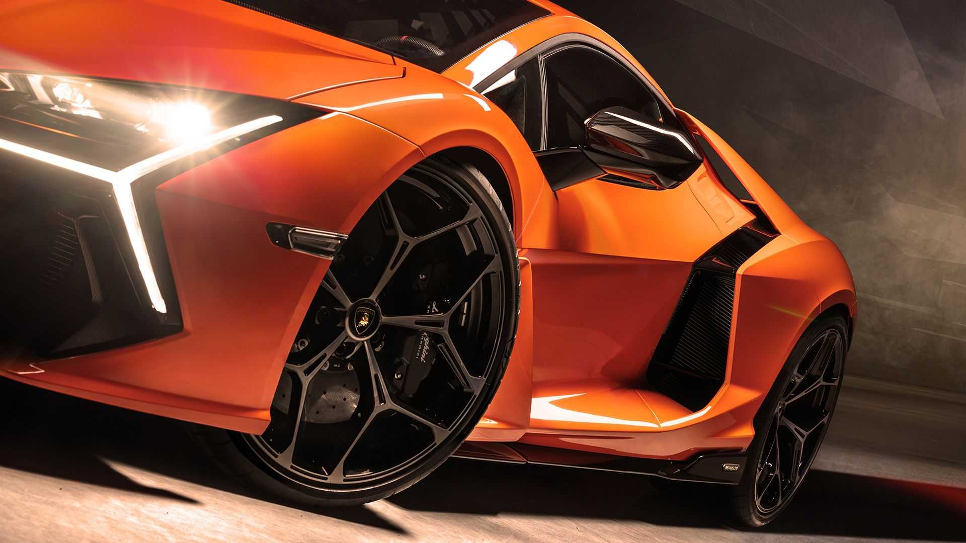 Lamborghini’s first electric car will be 2+2 GT