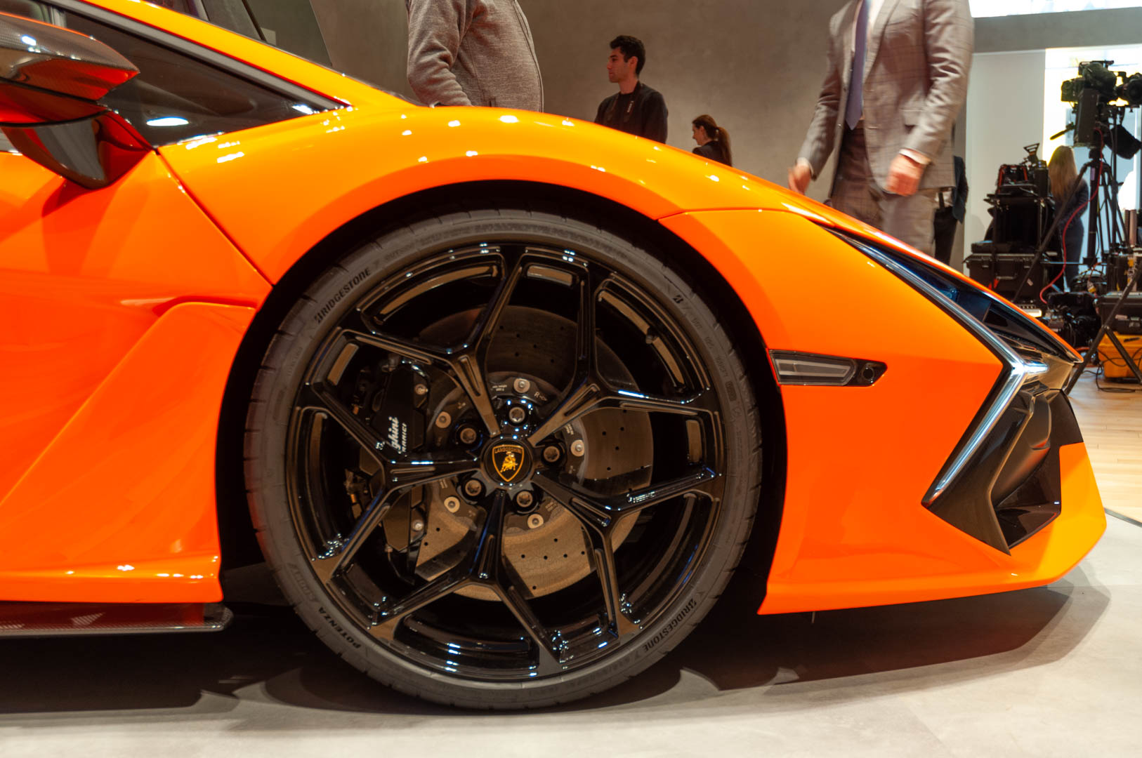 Lamborghini exec: EV targeting 300 miles of range, comfortable rear seat Auto Recent