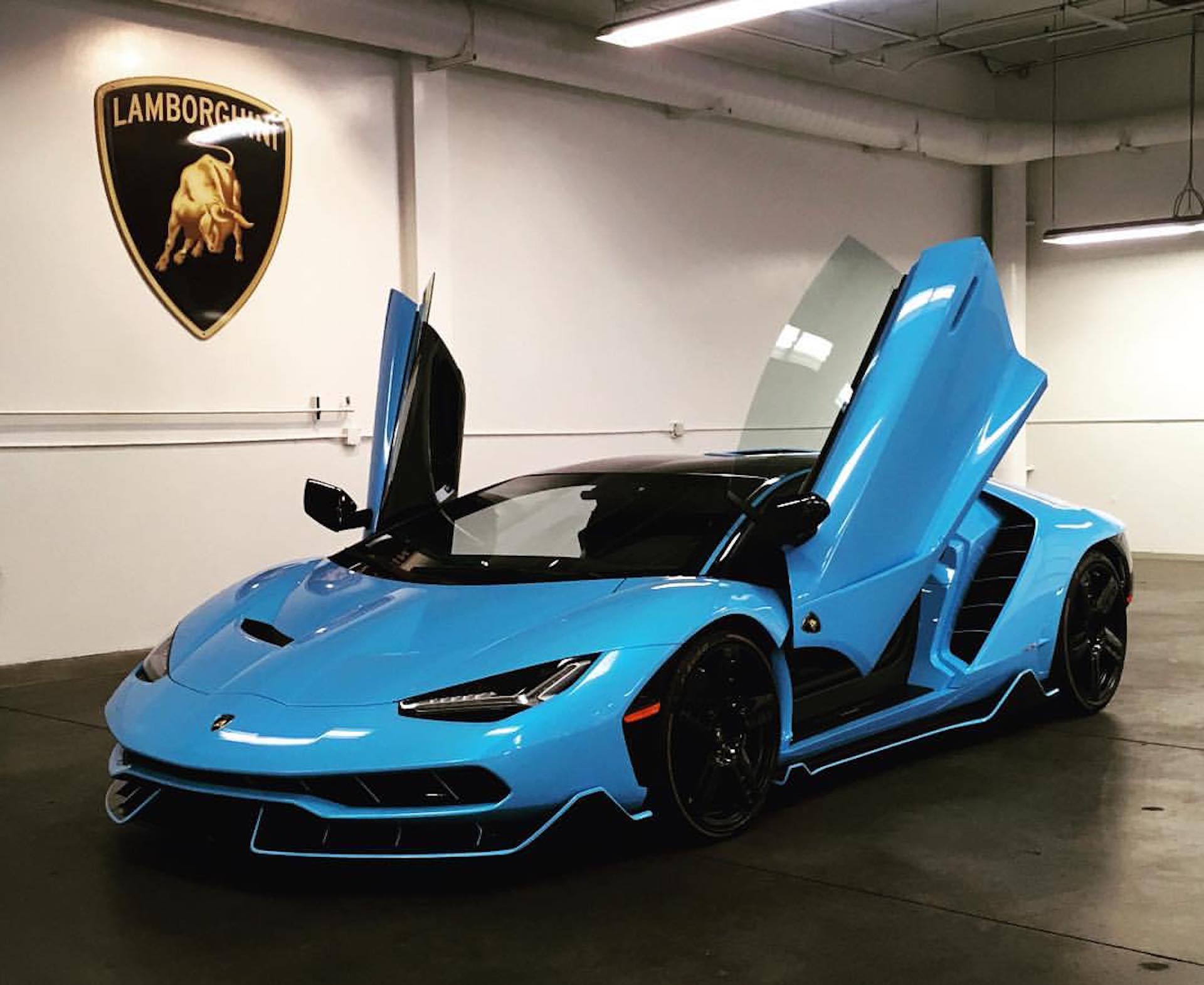The fourth Lamborghini Centenario has landed in the US and it's baby blue