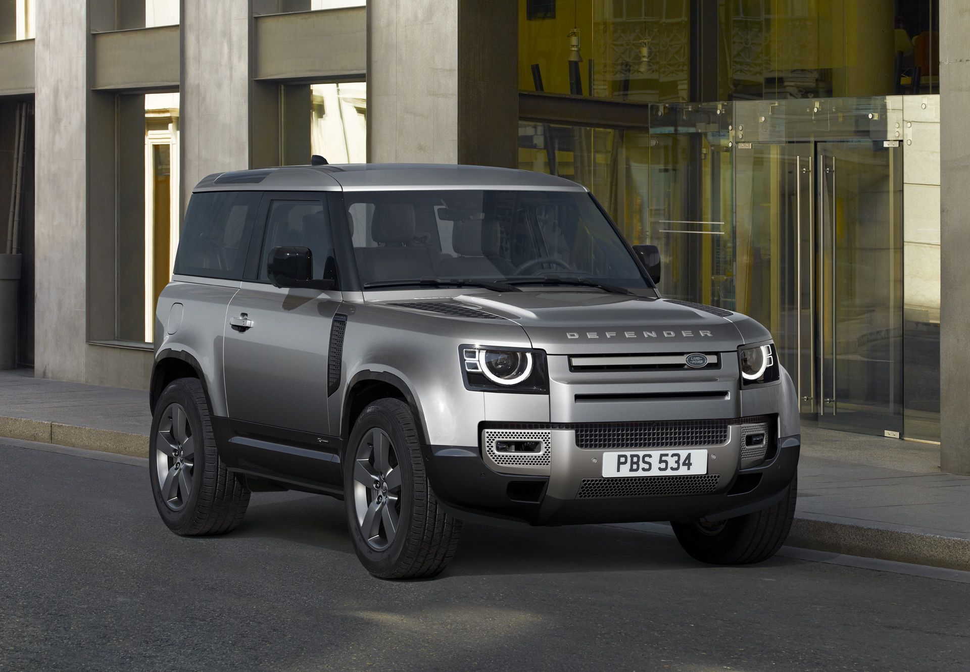 2021 Land Rover Defender announced with new XDynamic